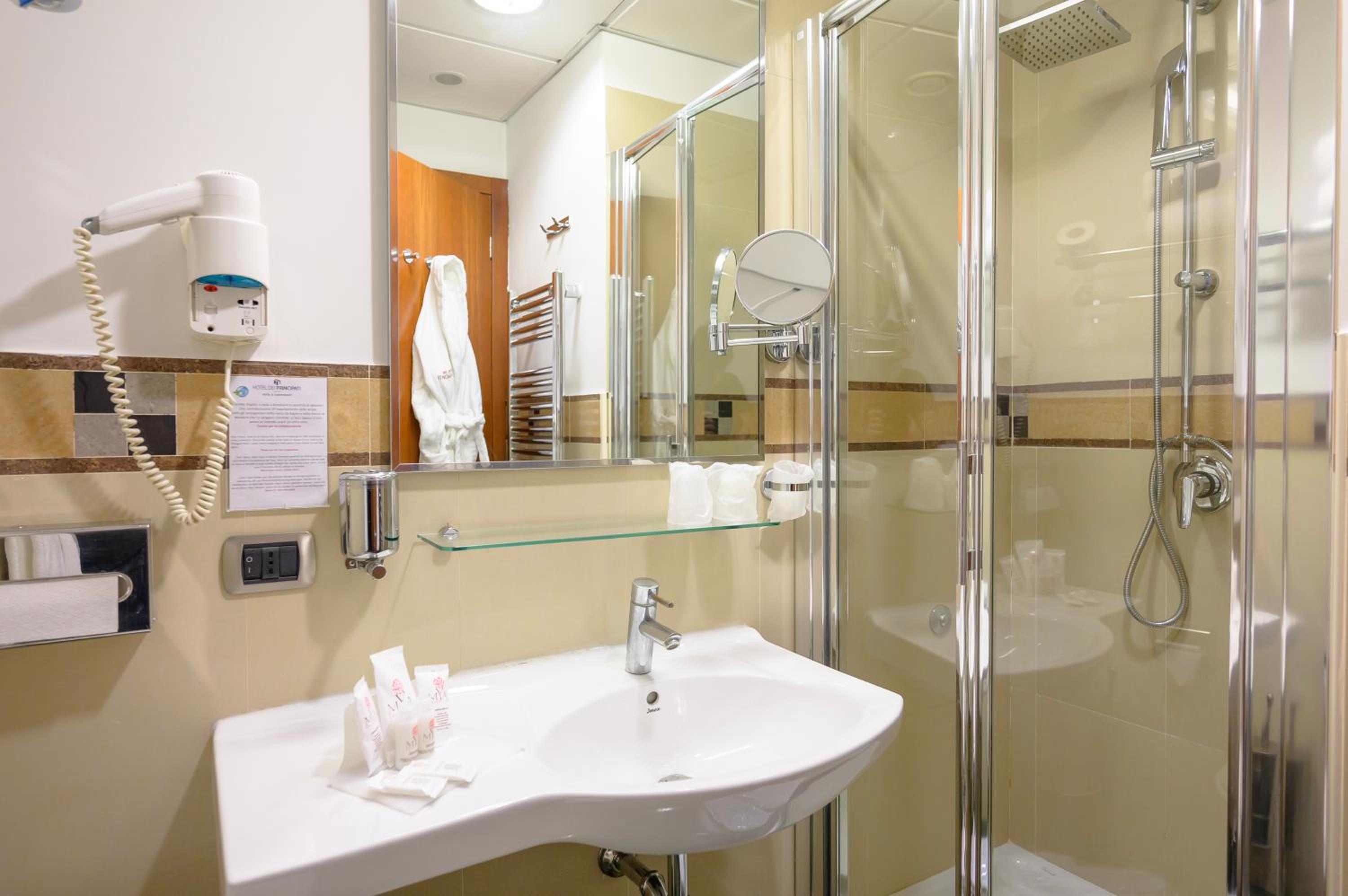 Superior Double Room (1 Adult) - Photo 6