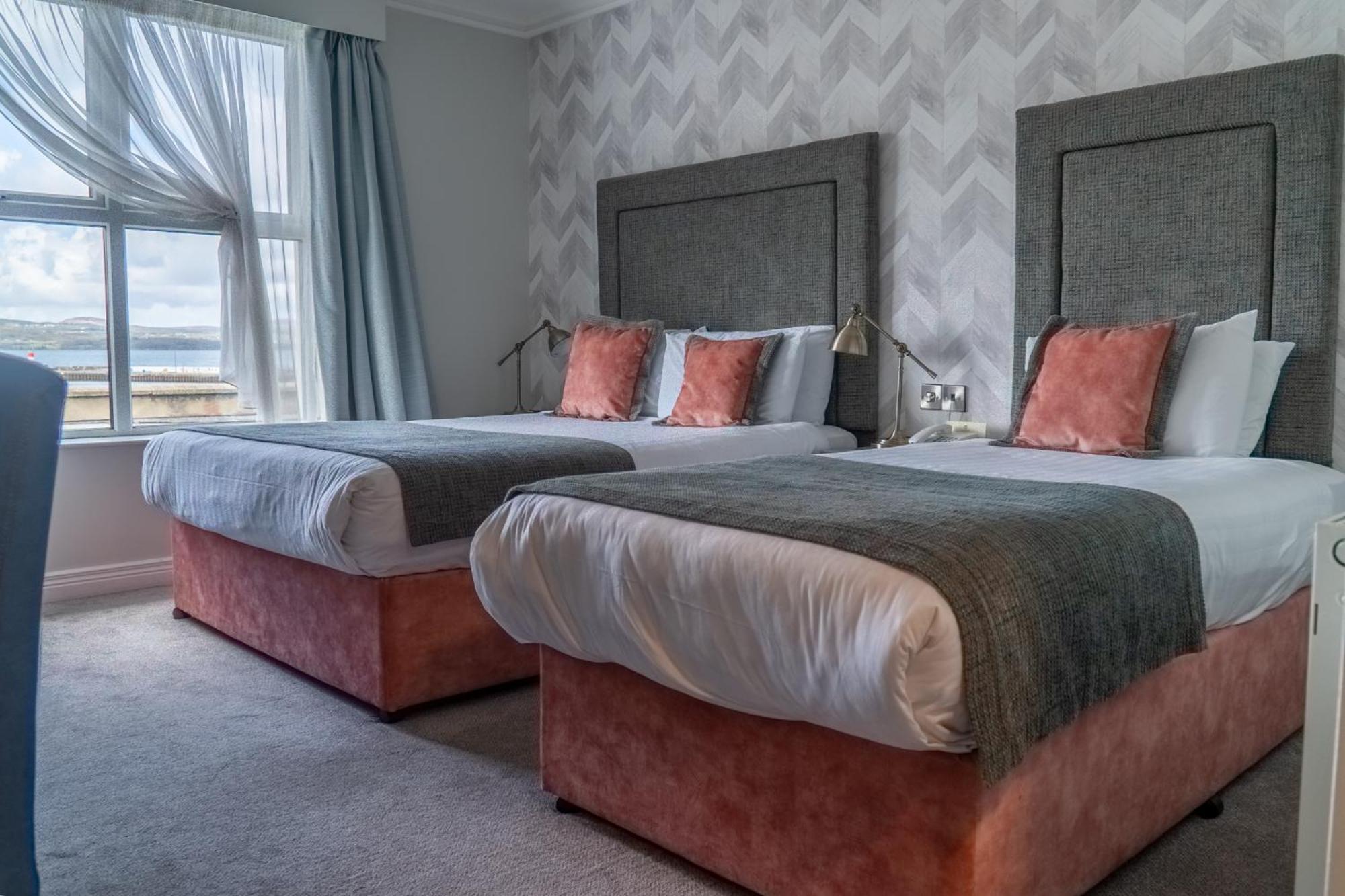Double or Twin Room photo 2