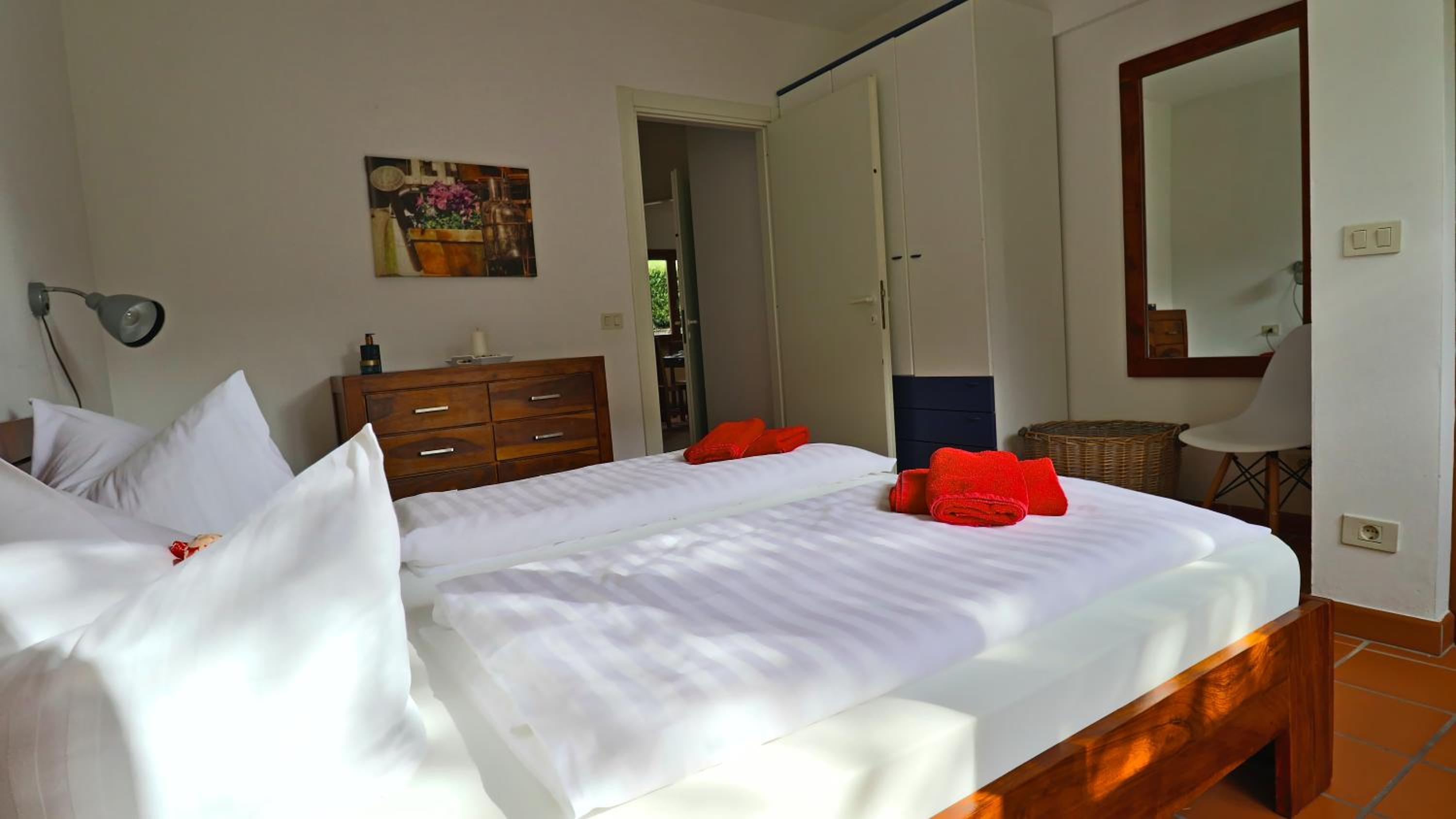 Two-Bedroom Apartment with Garden View photo 3