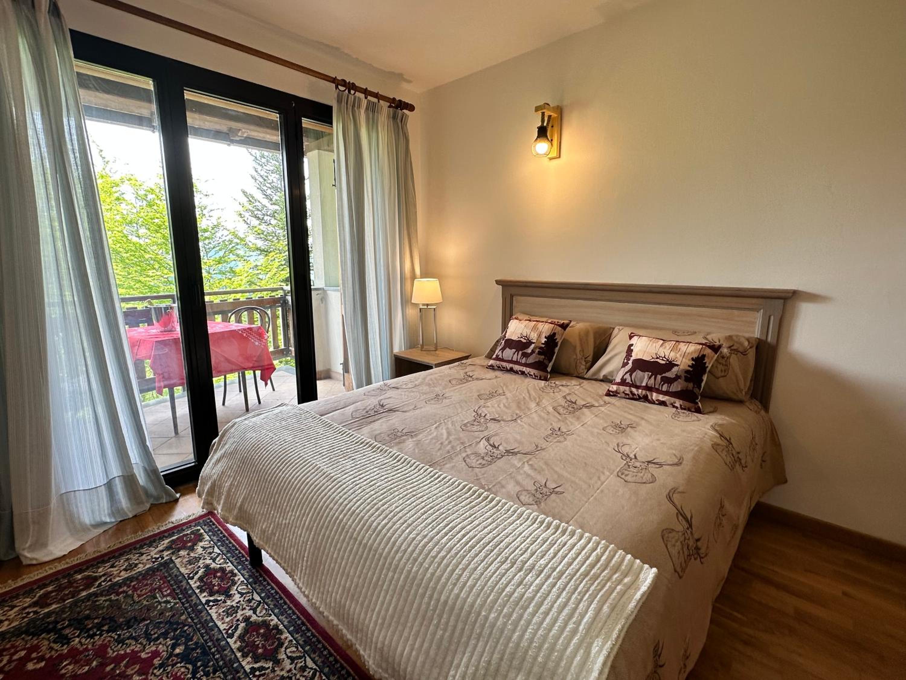 Apartment with Terrace photo 1