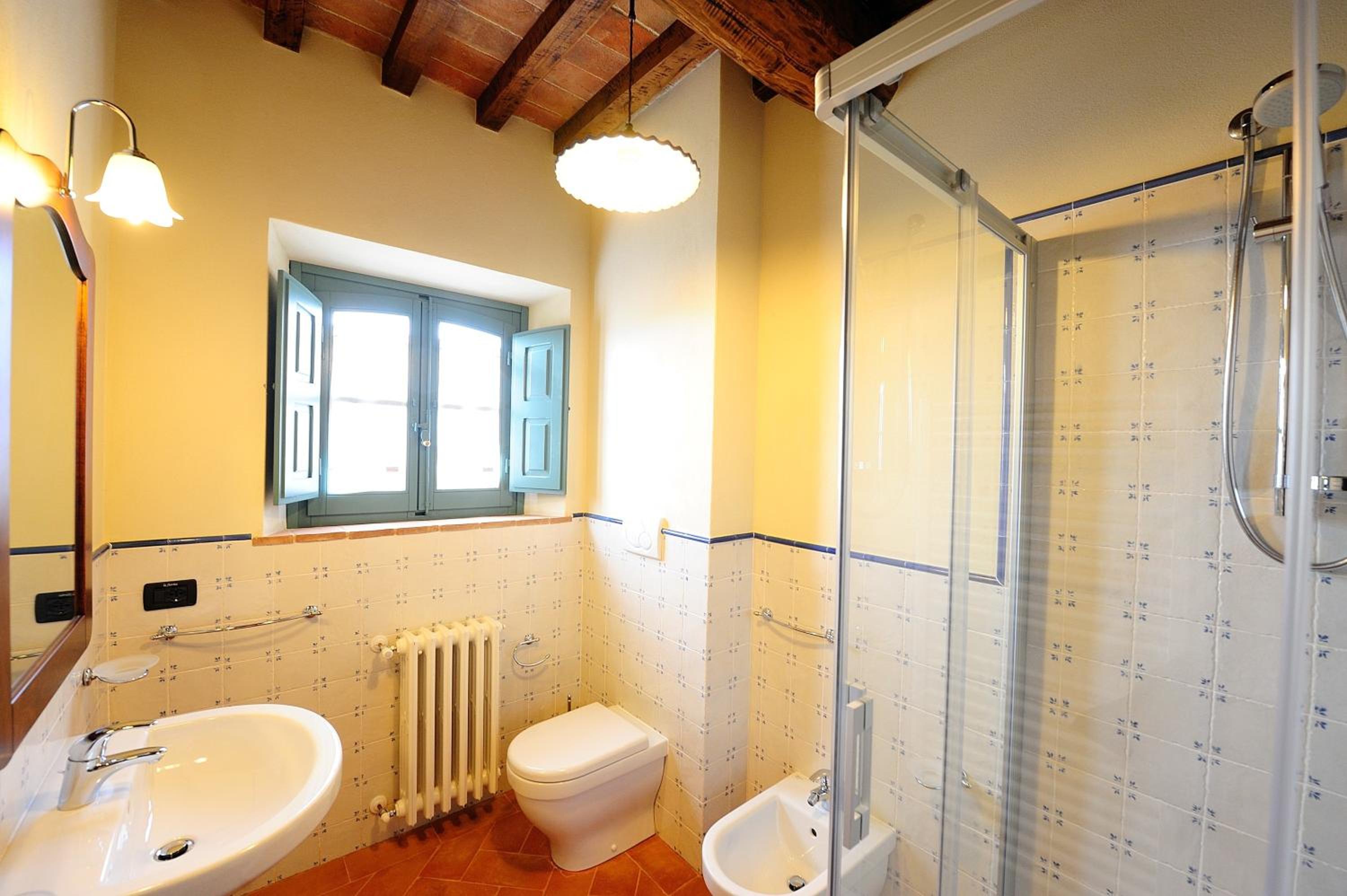 Superior Two-Bedroom Apartment - Photo 12