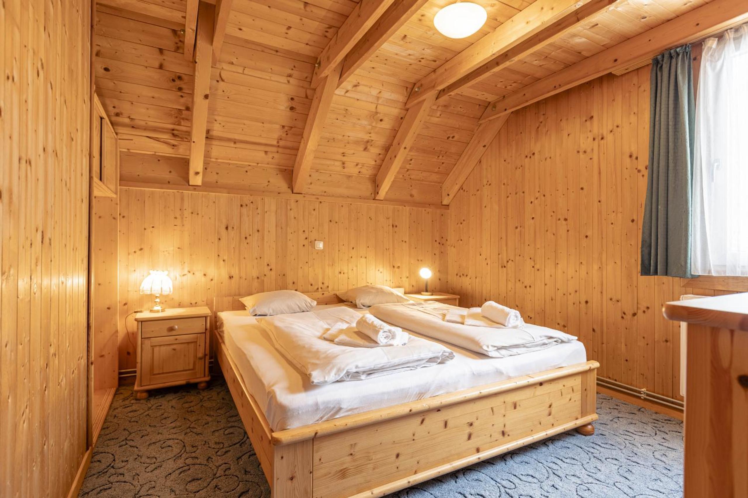Three-Bedroom Holiday Home #5