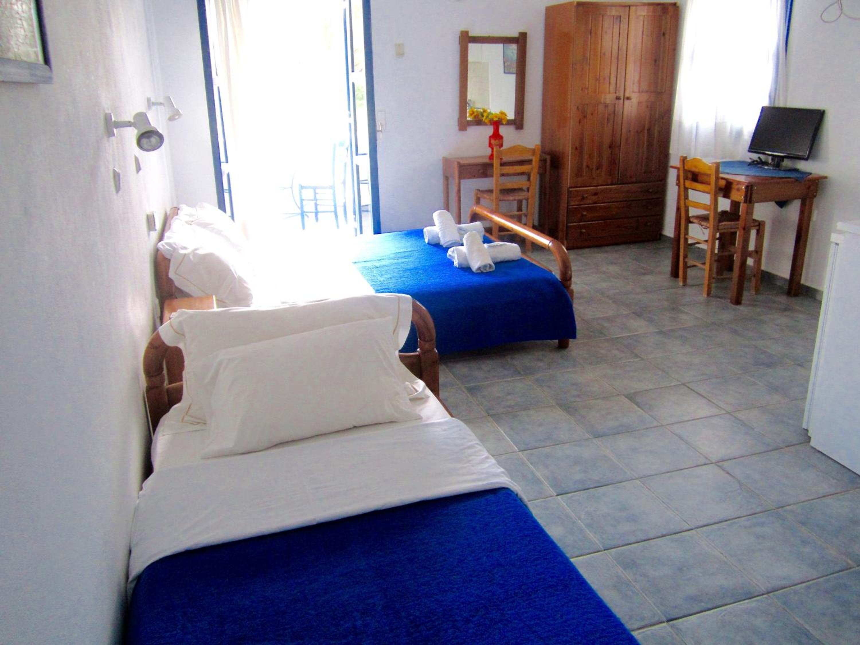 Studio (3 Adults) - Photo 3