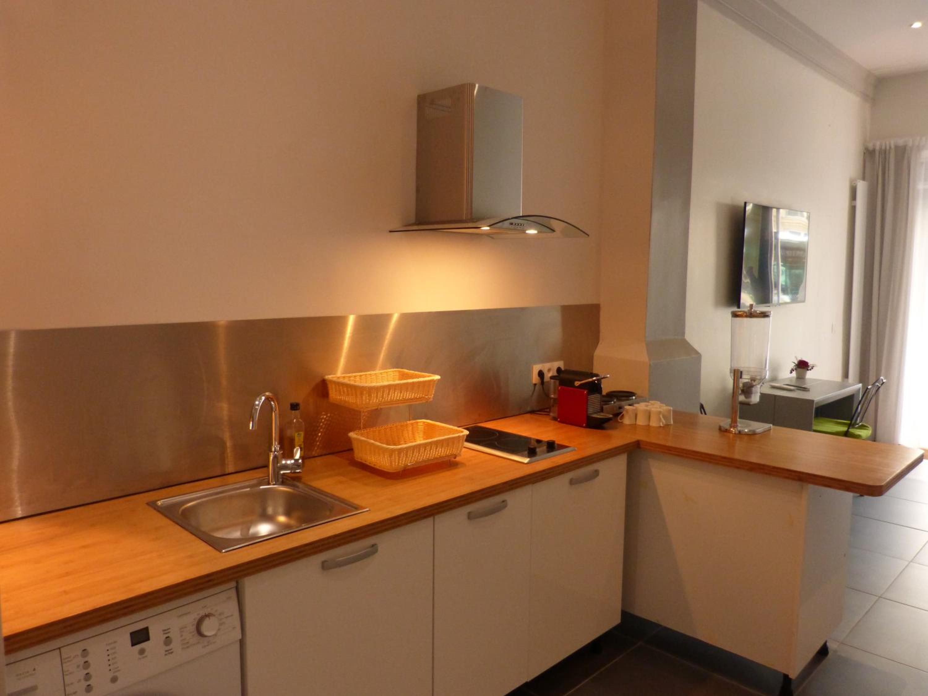 Apartment - Ground Floor photo 3