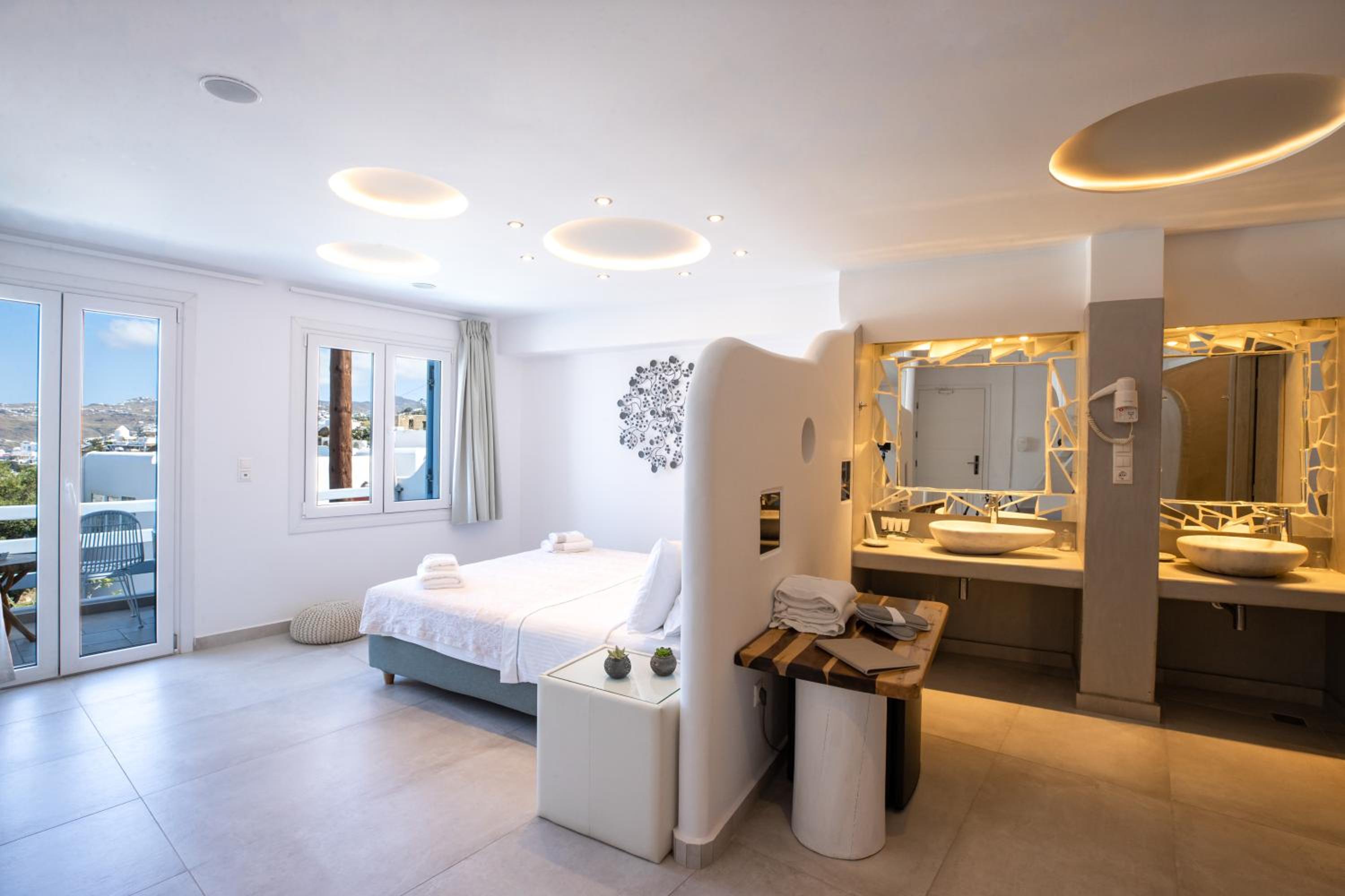 Suite with Outdoor Jacuzzi - Photo 4