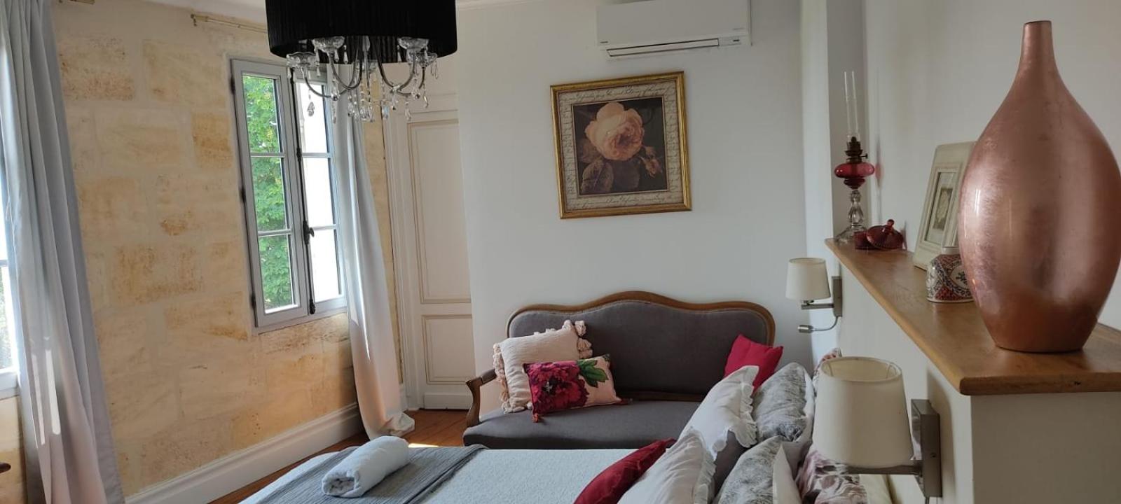 Family Room with Garden View photo 3