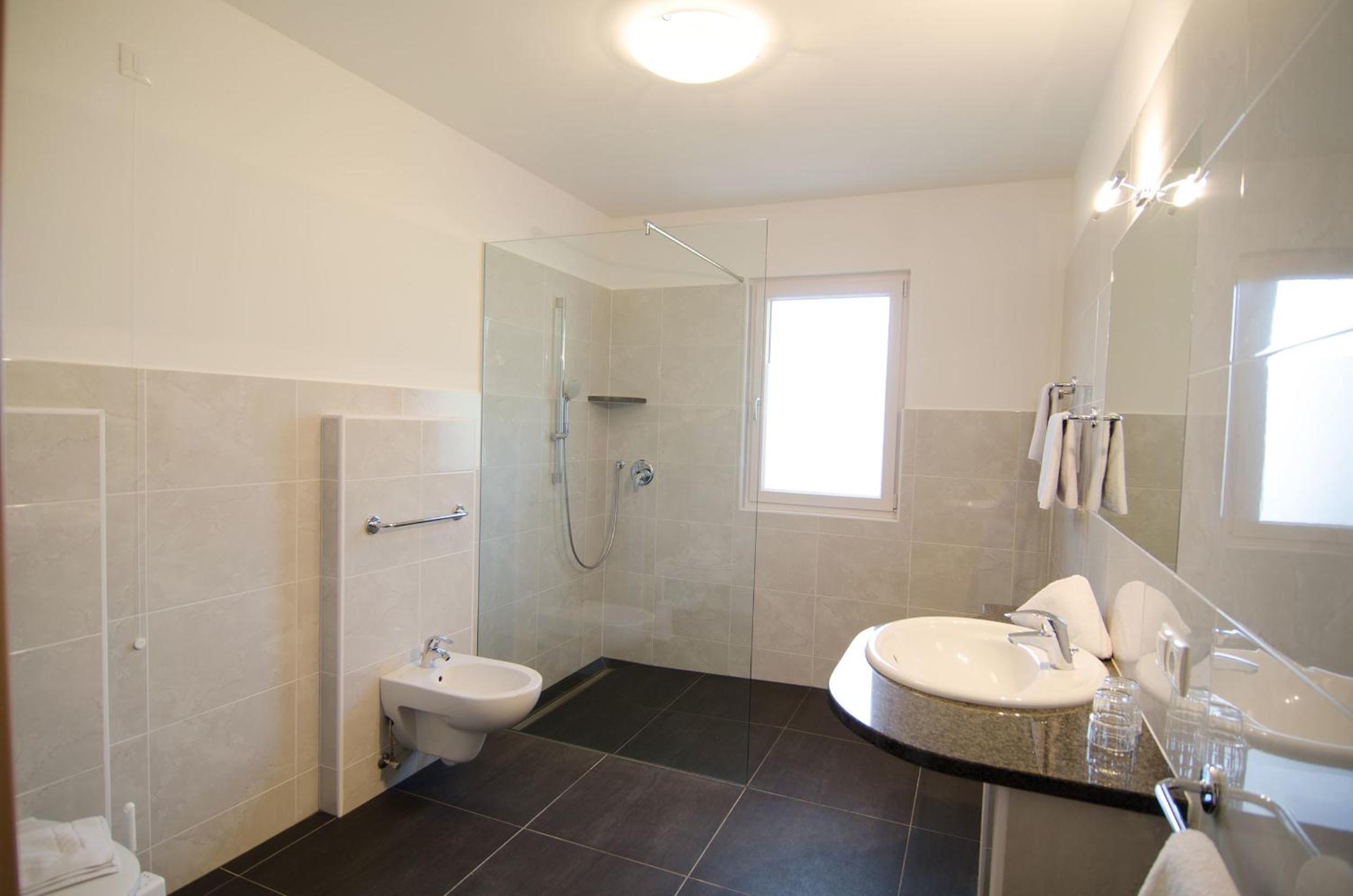 Two-Bedroom Apartment with Balcony (4 Adults) photo 2
