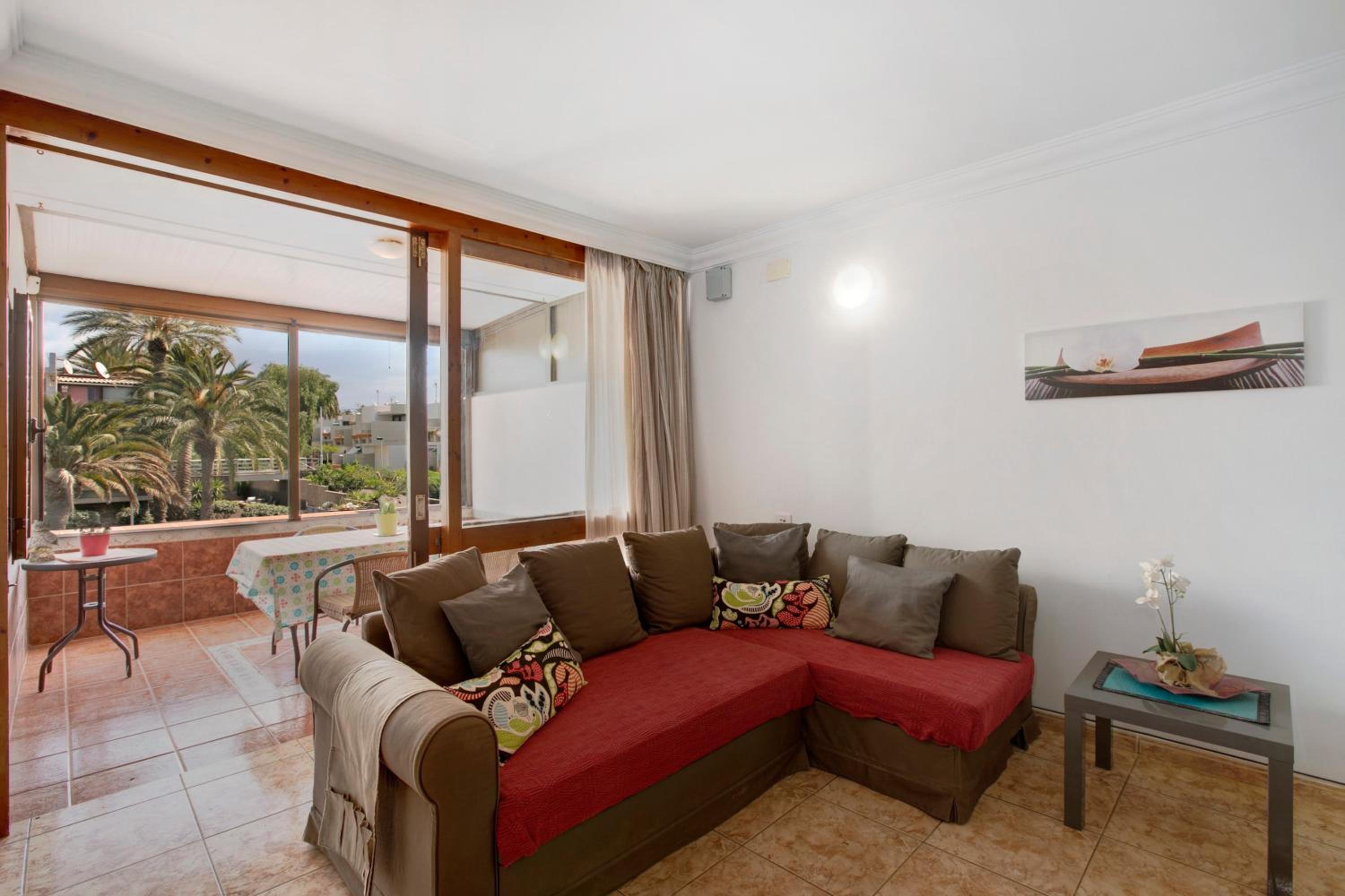 Apartamento de un dormitorio superior con balcón
