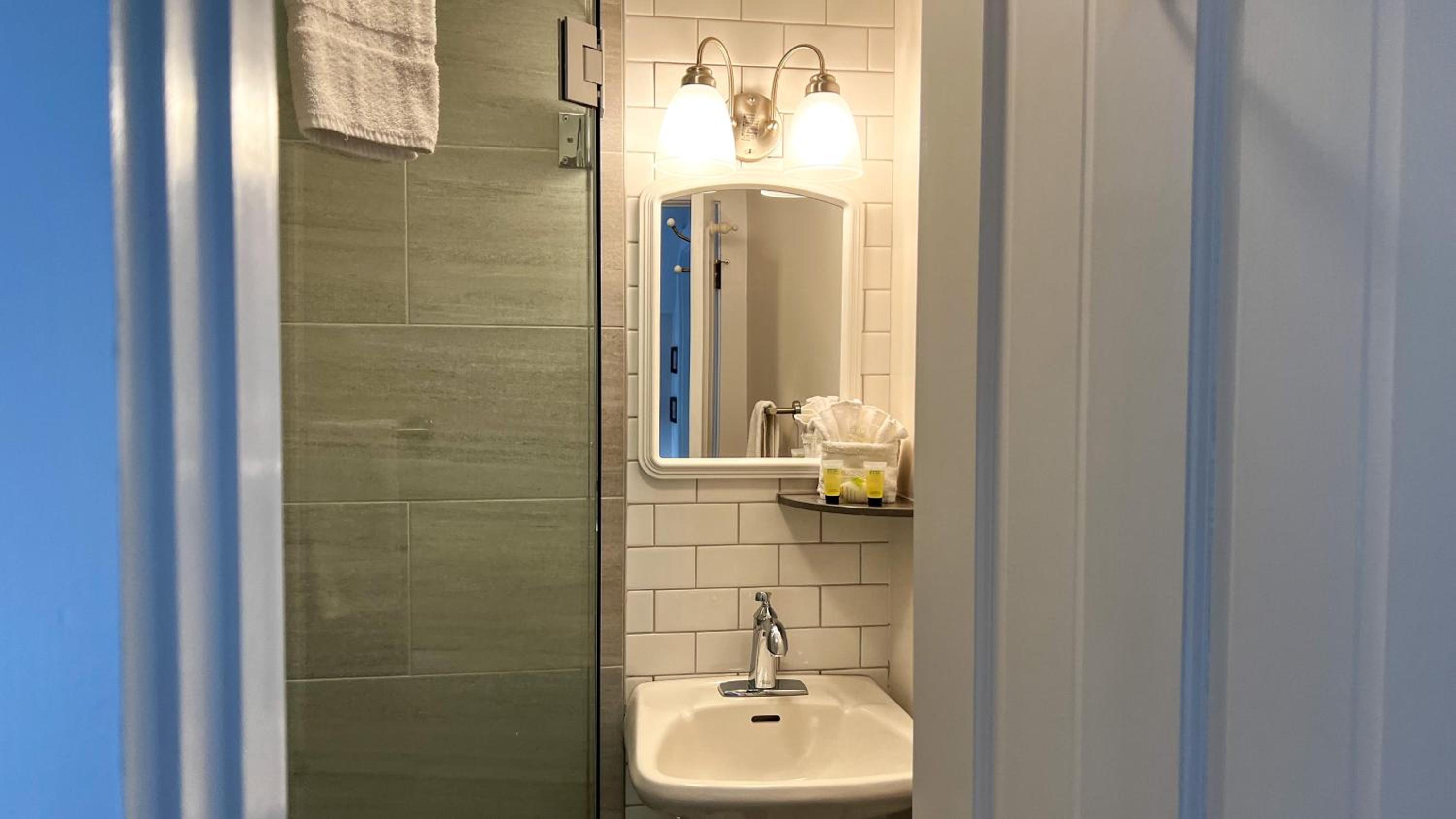 Double Room with Private Bathroom photo 3