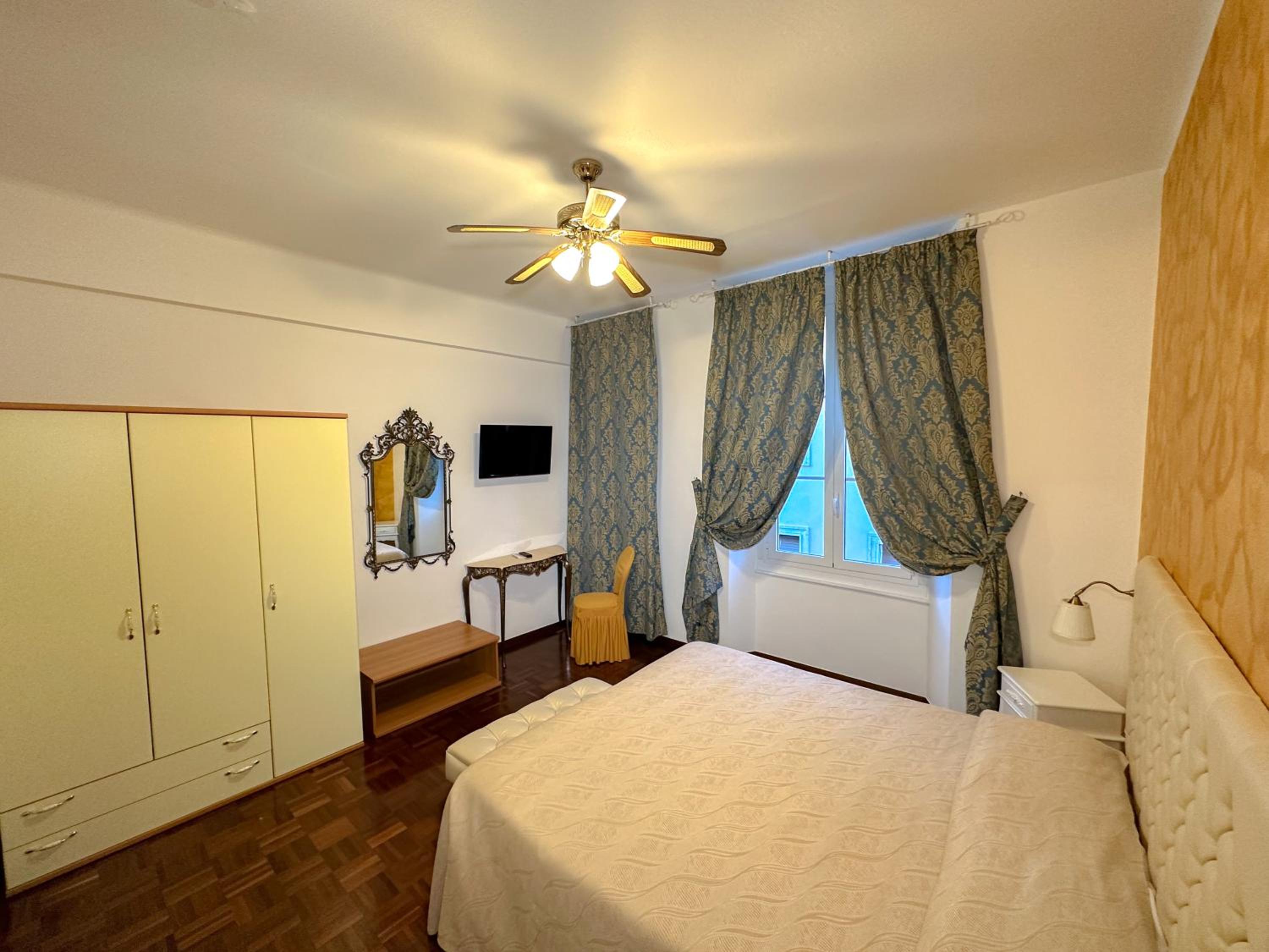 Superior Triple Room photo 3