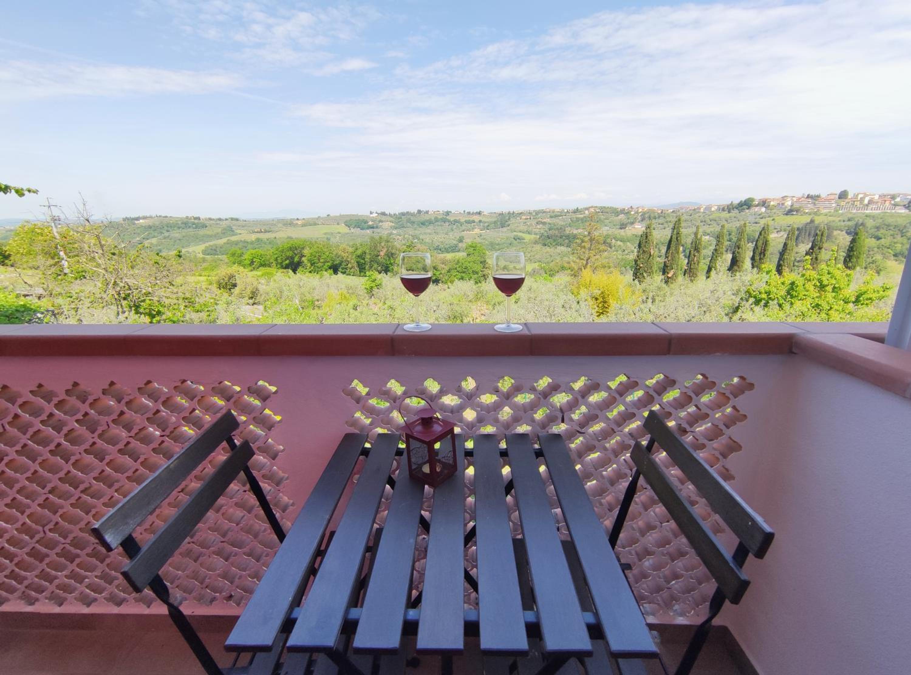 Double Room with Balcony photo 3