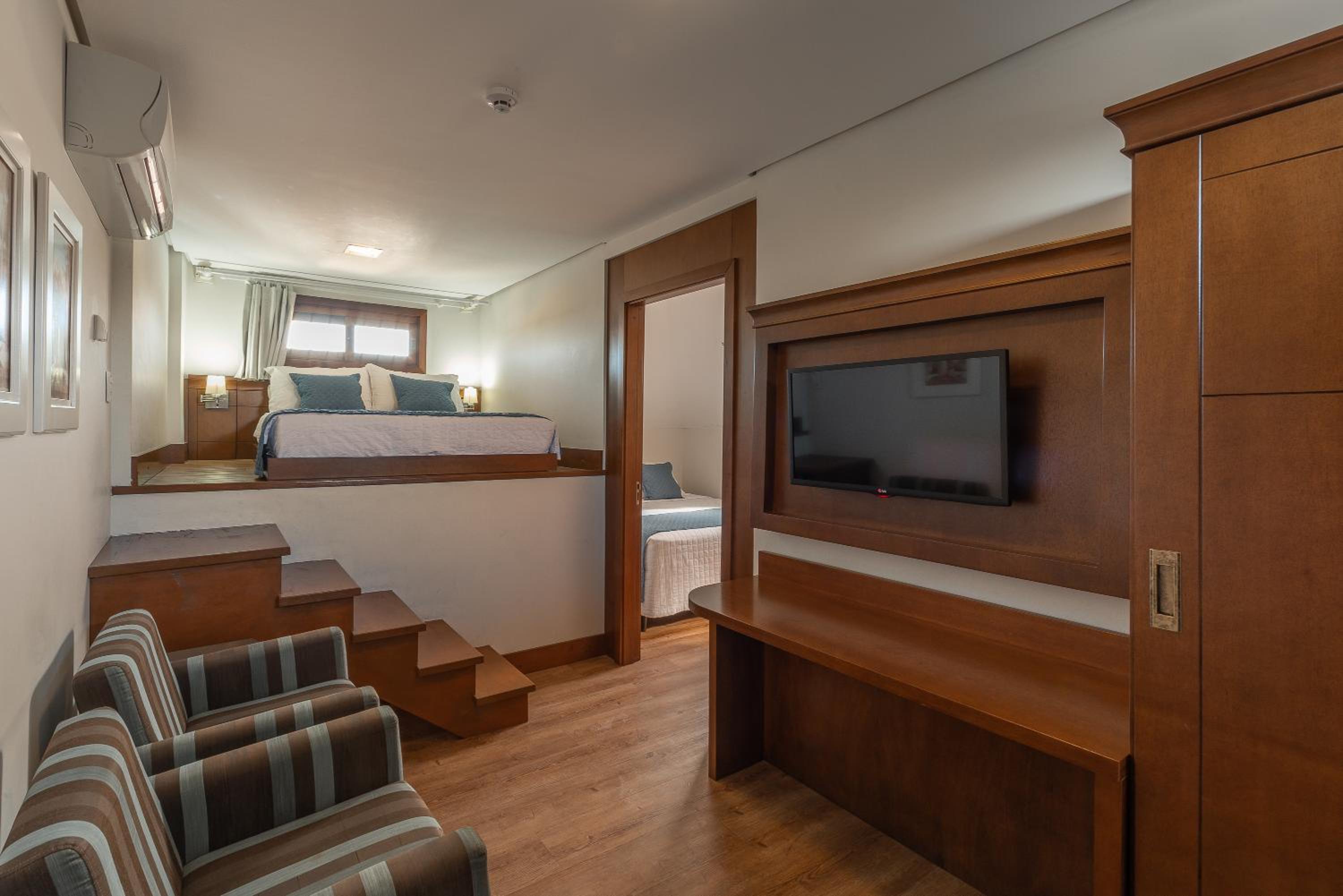 Economy Triple Room