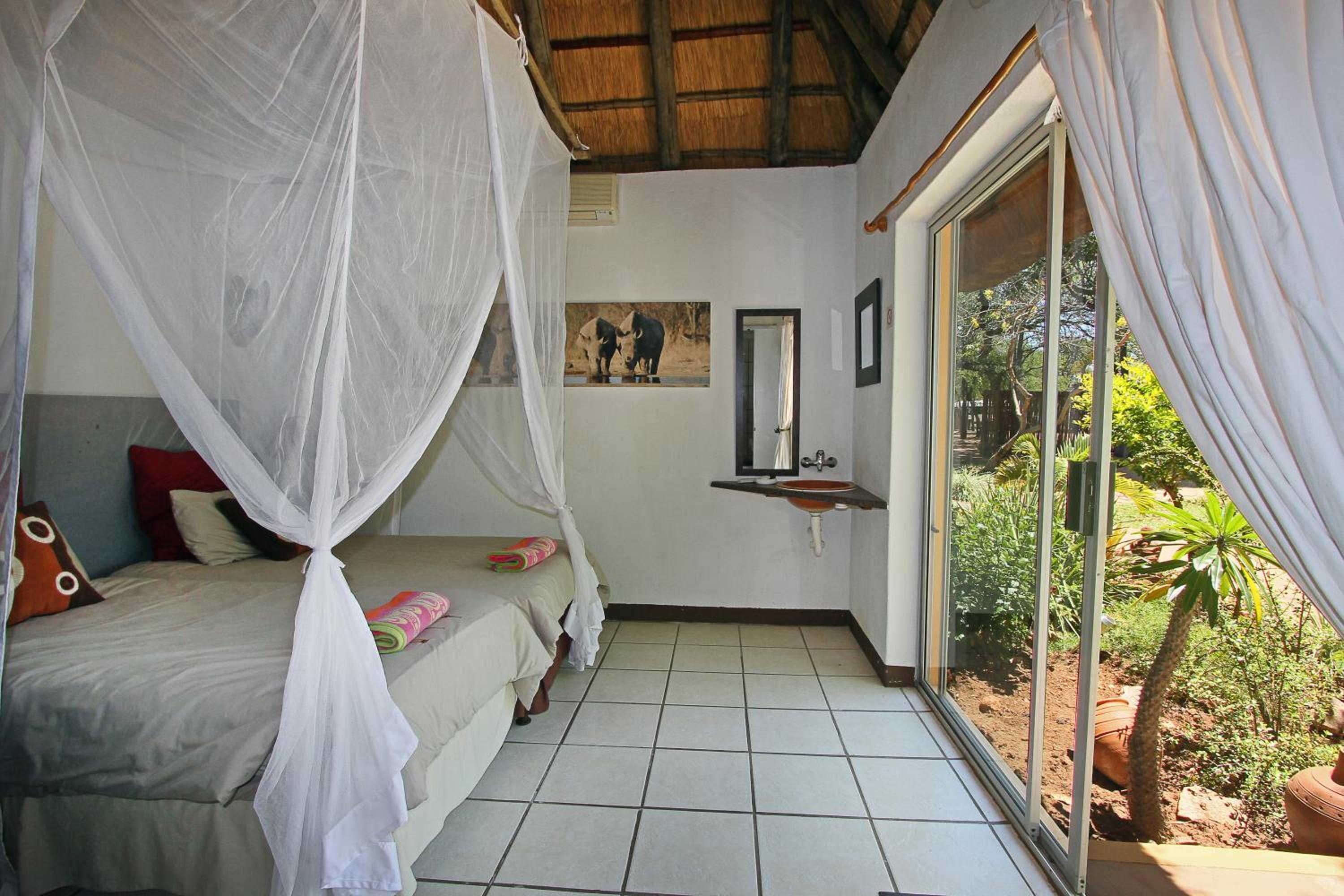 Twin Chalet - Rhino photo 1