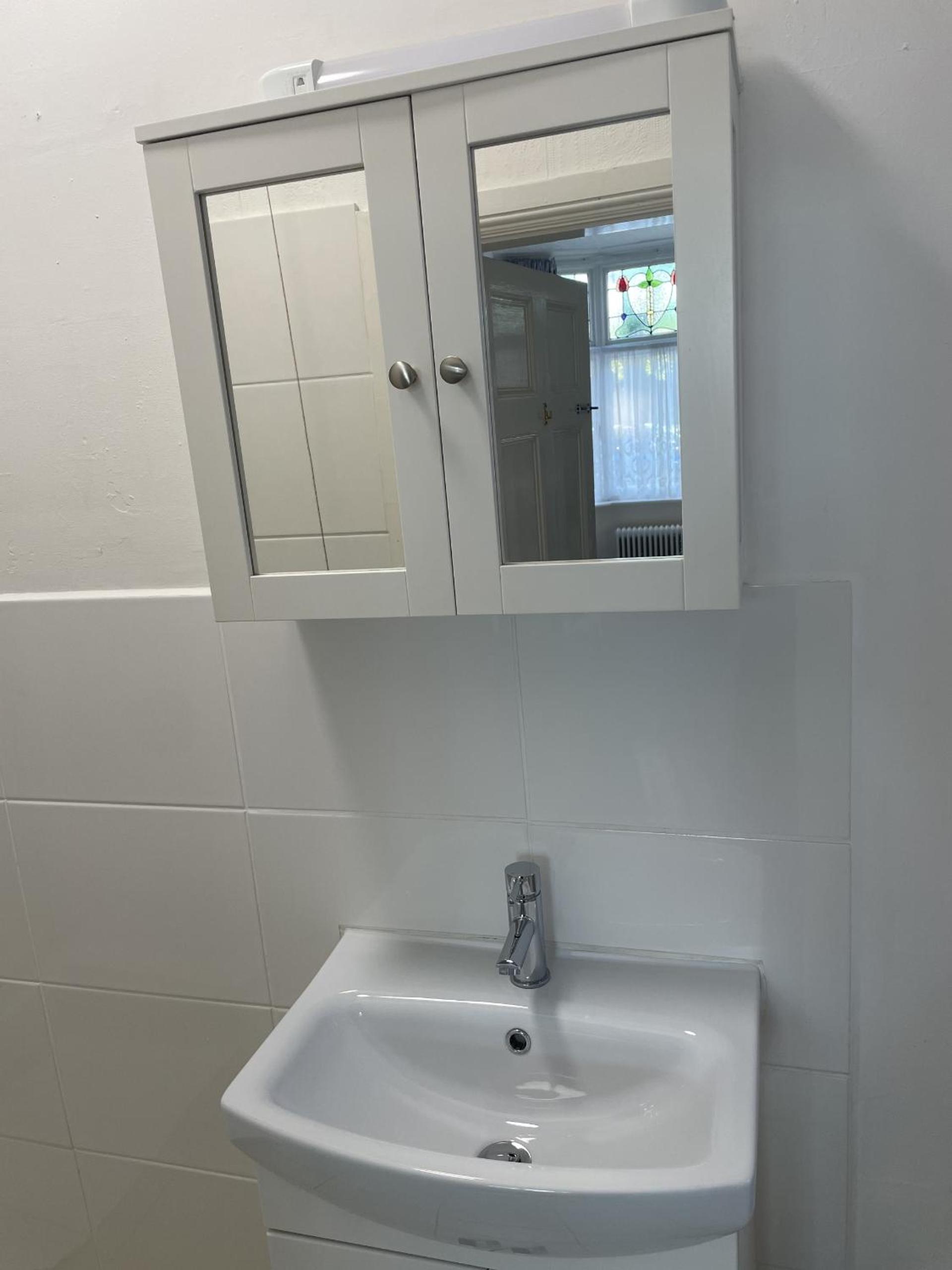 Standard Double Room - Photo 7