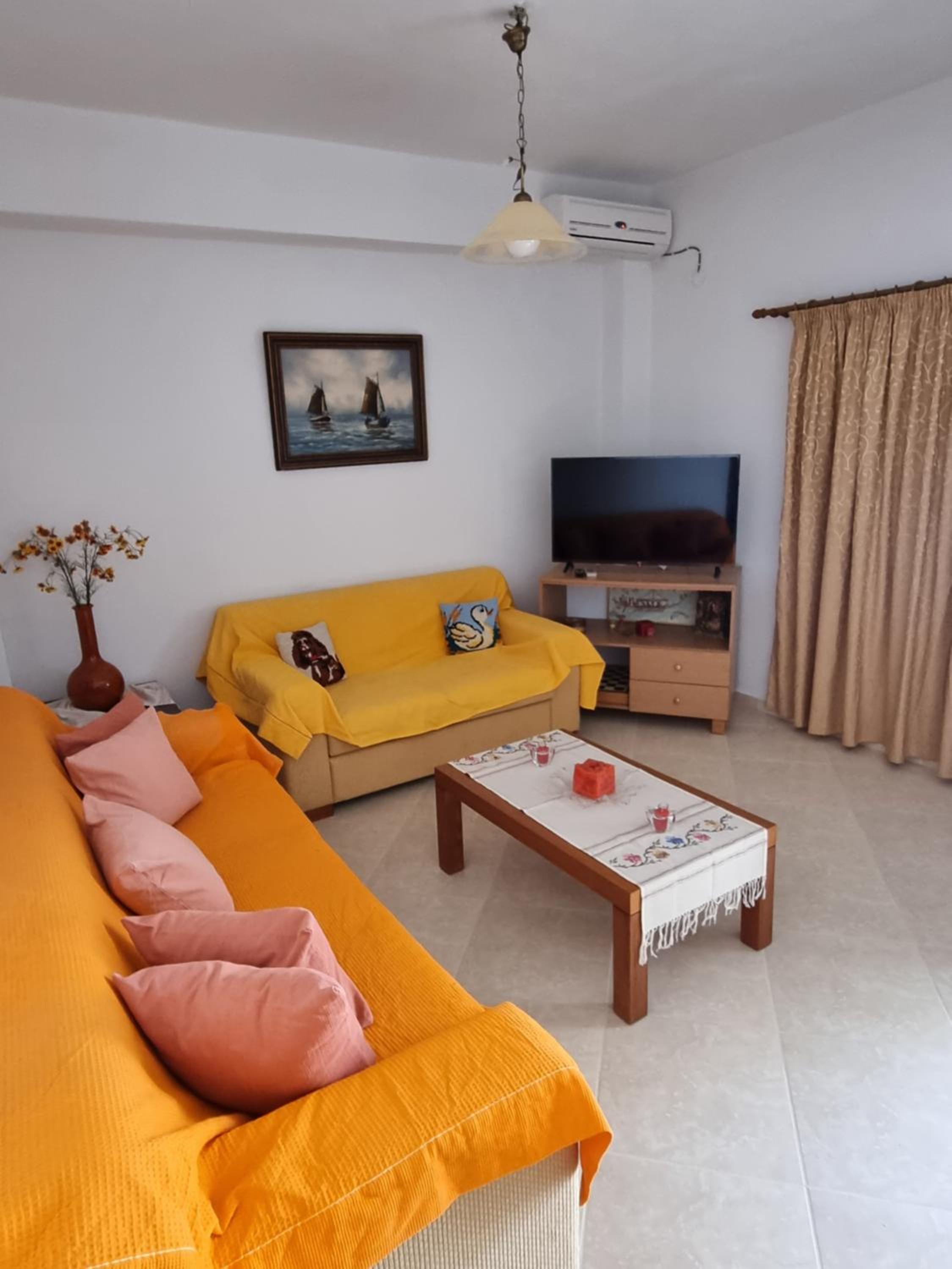 Two-Bedroom House photo 1