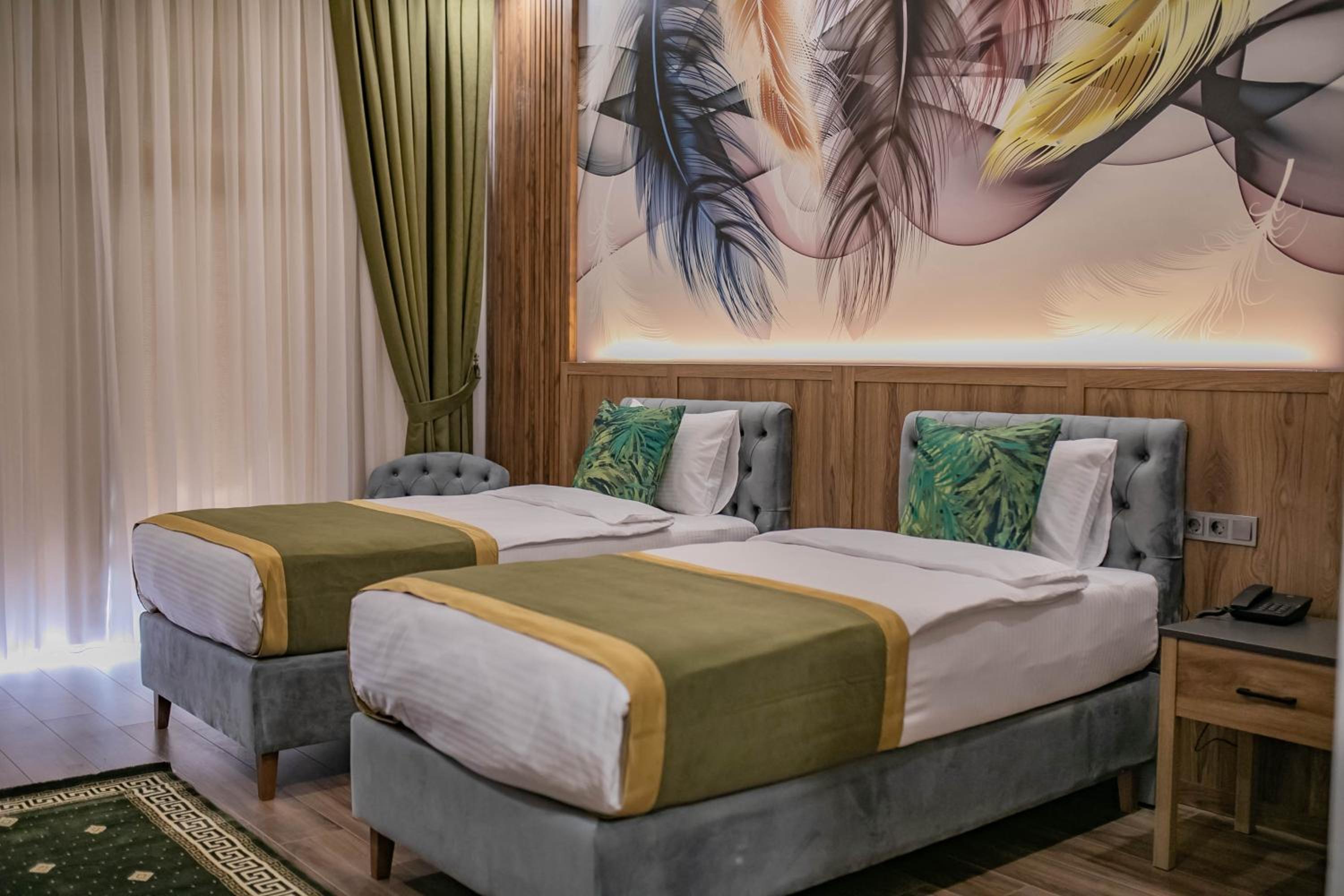 Standard Twin Room - Photo 4