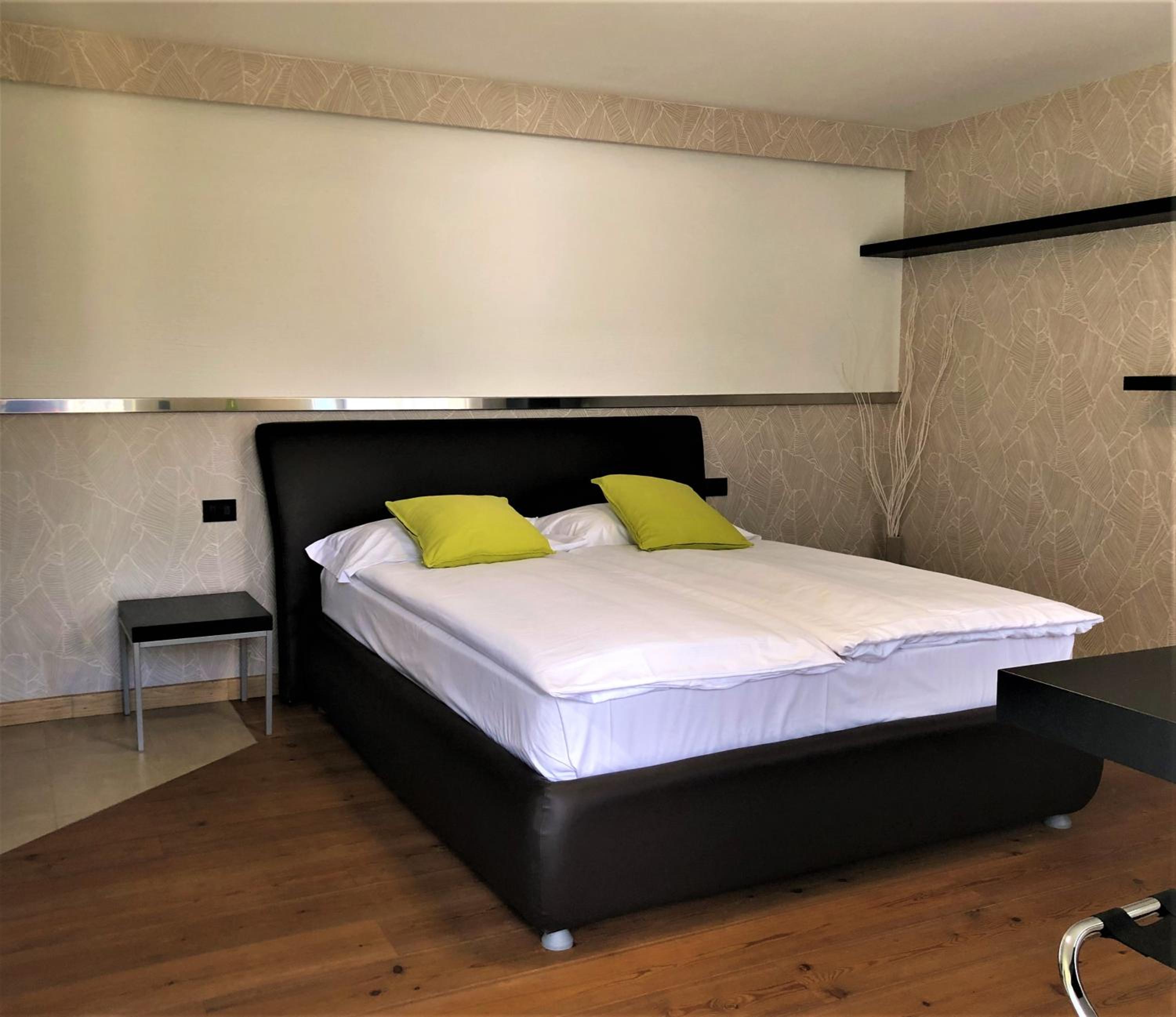 Superior Double Room with External Spa Bath - Photo 1