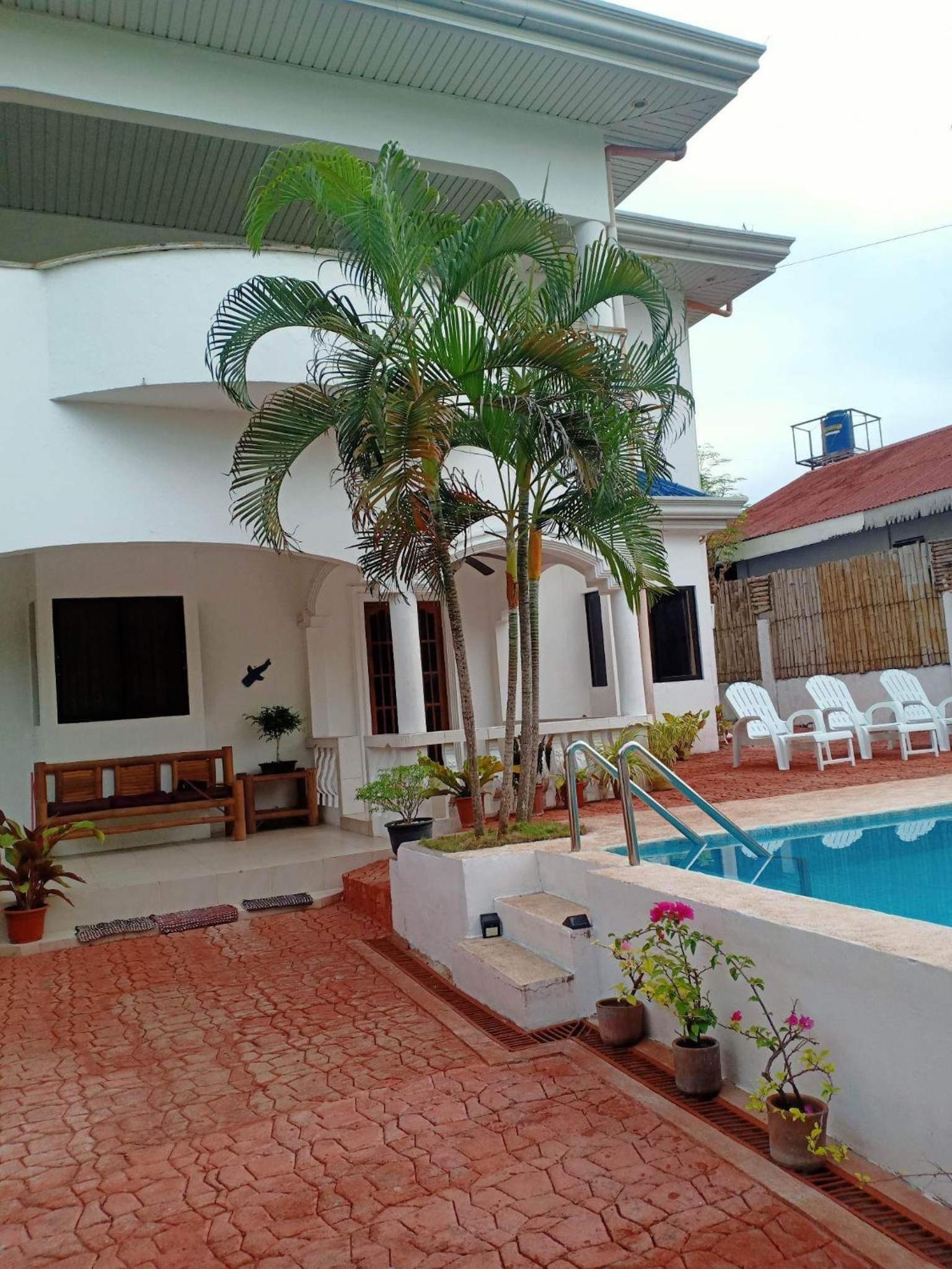 Villa photo 2