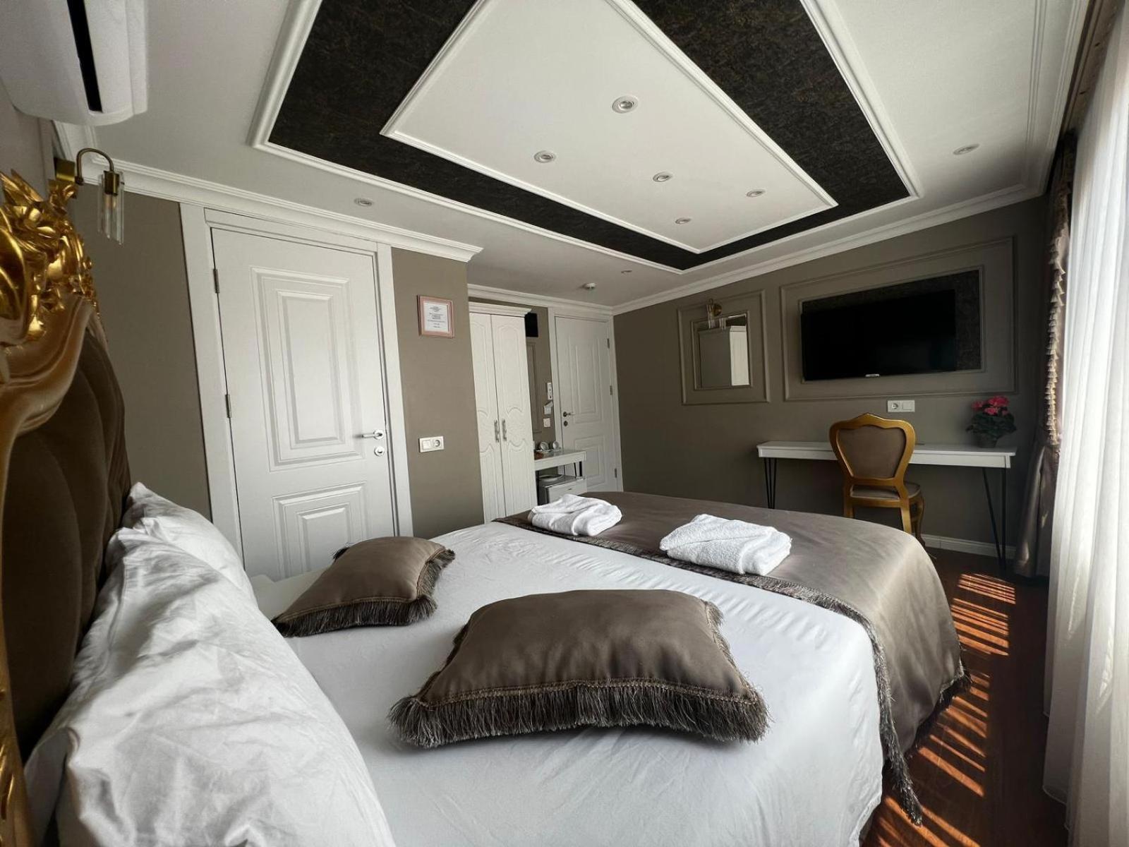Deluxe Double Room photo 2