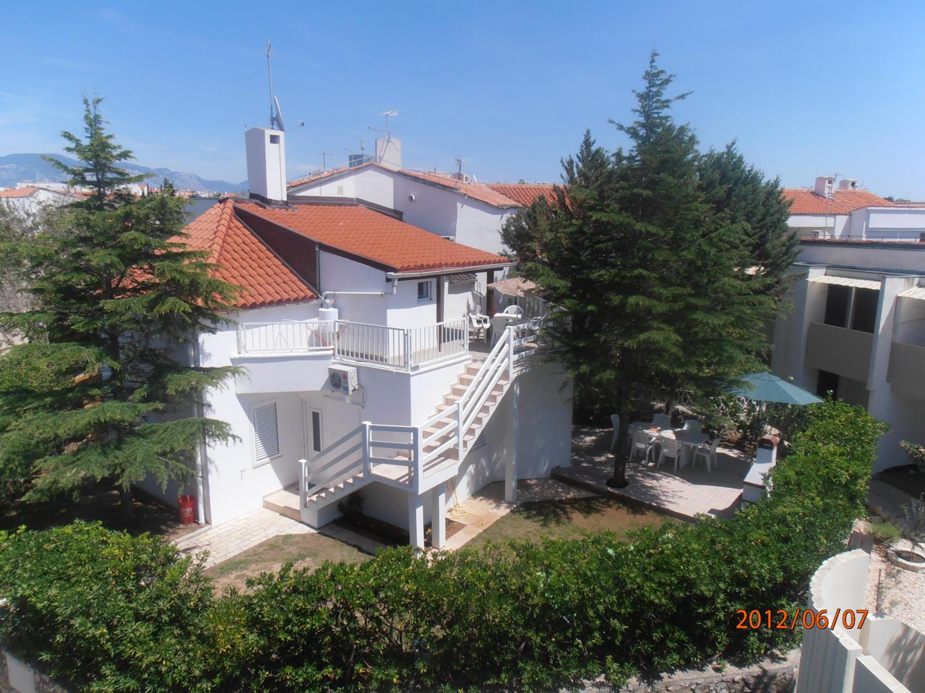 Apartment - Split Level