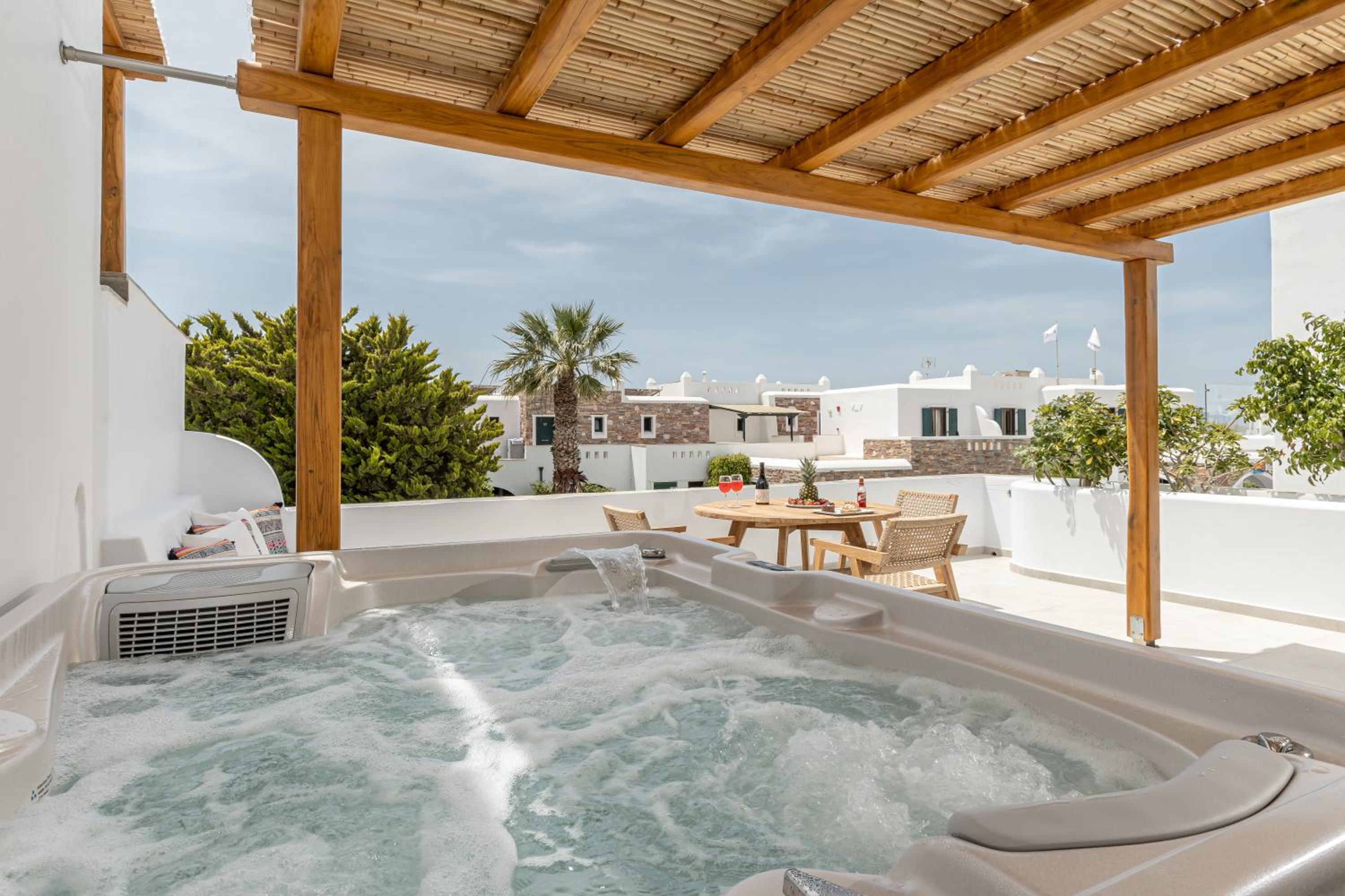 Suite with Hot Tub - Photo 16