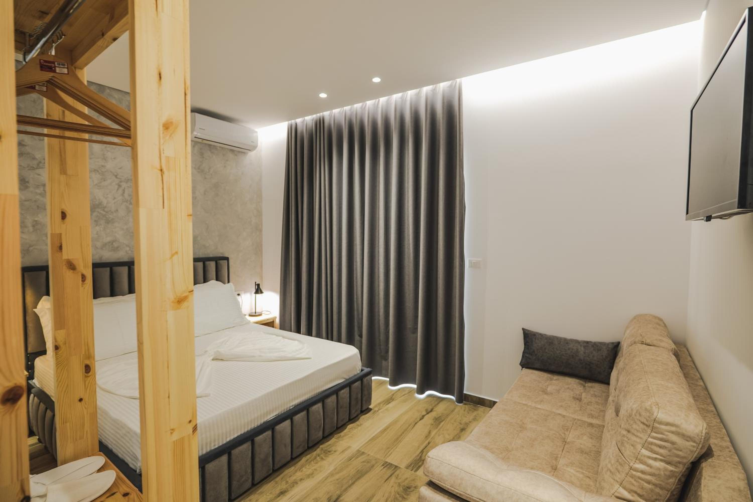 Superior Double Room with Balcony and Sea View photo 1