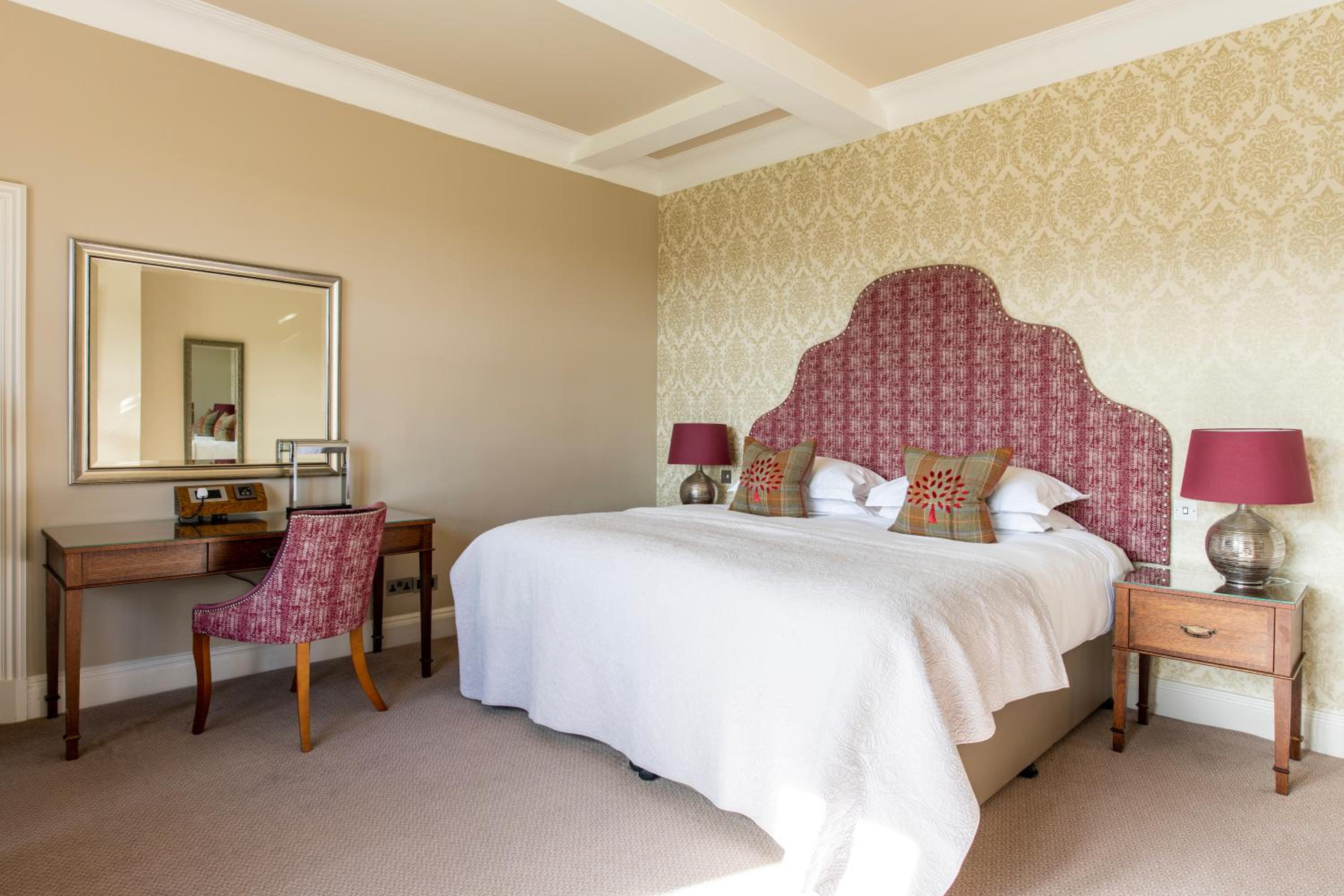 Valley Castle room - Photo 12
