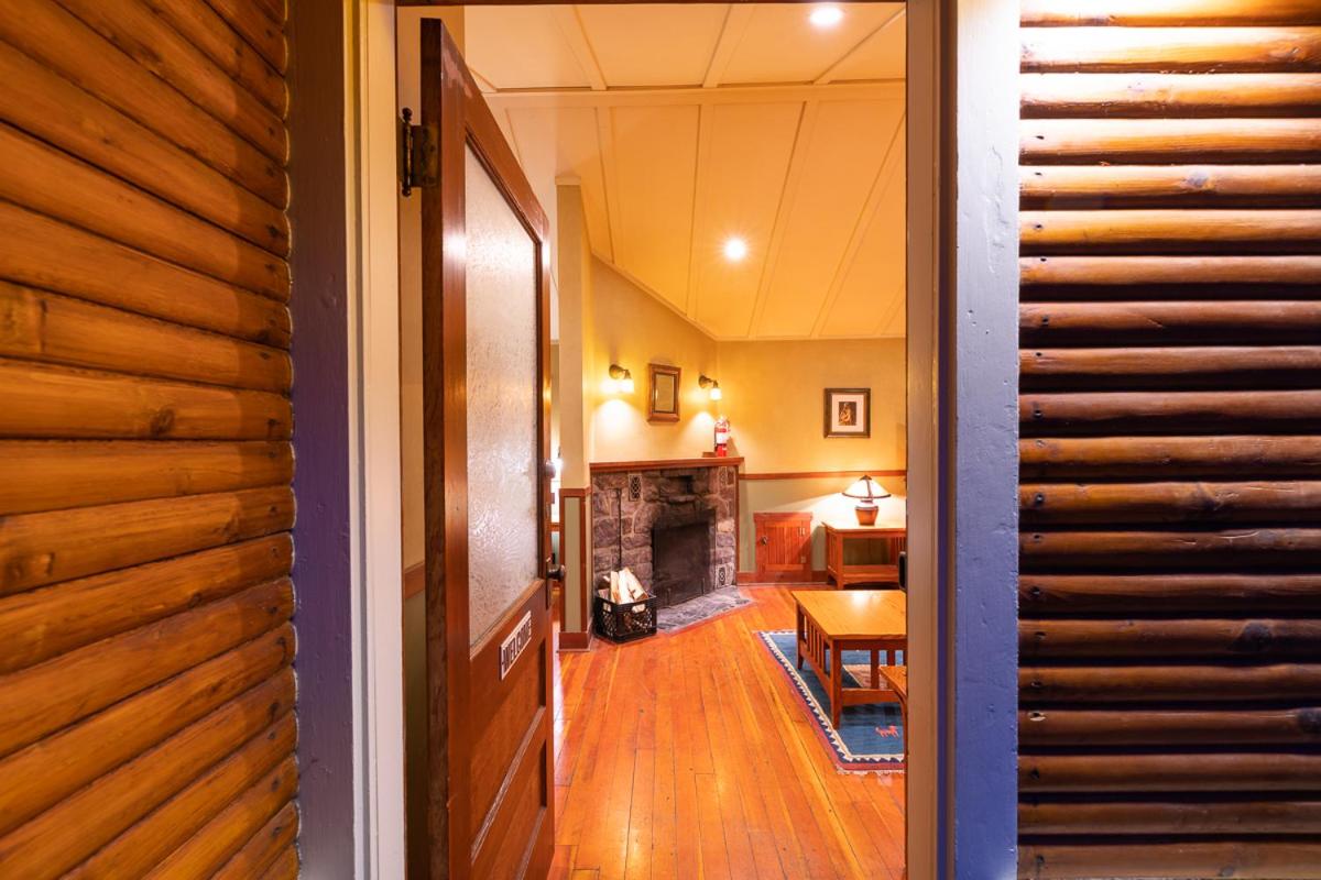 Two-Bedroom Bungalow photo 1
