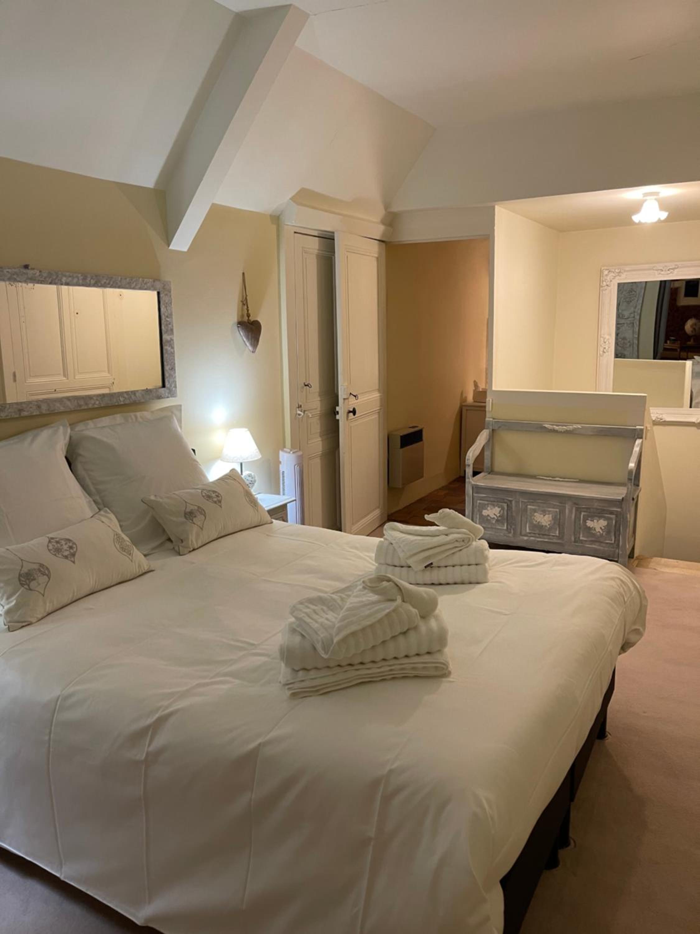 Double Room with Private Bathroom photo 2