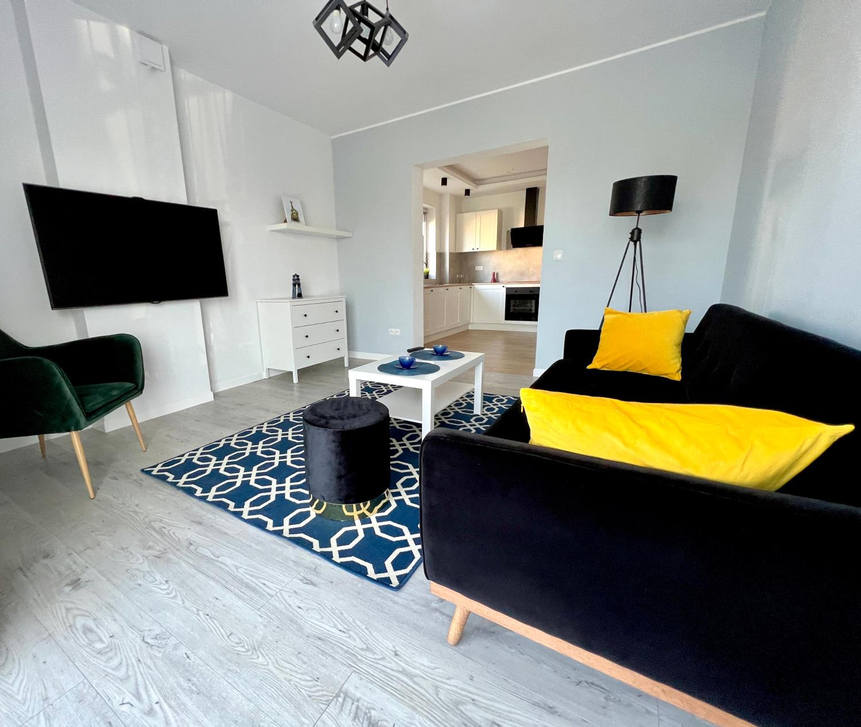 Two-Bedroom Apartment with Balcony photo 1