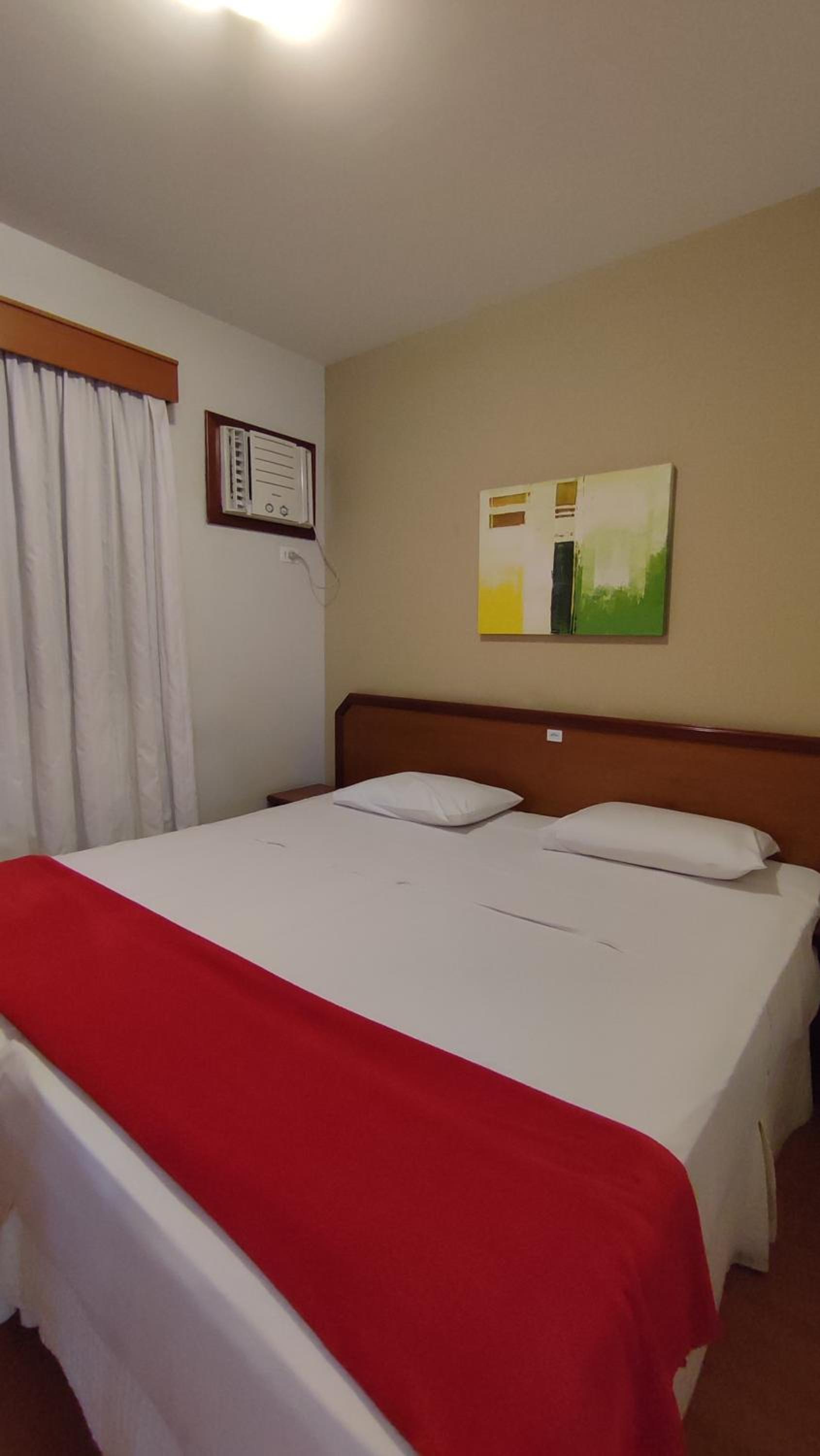 Standard King Room photo 3