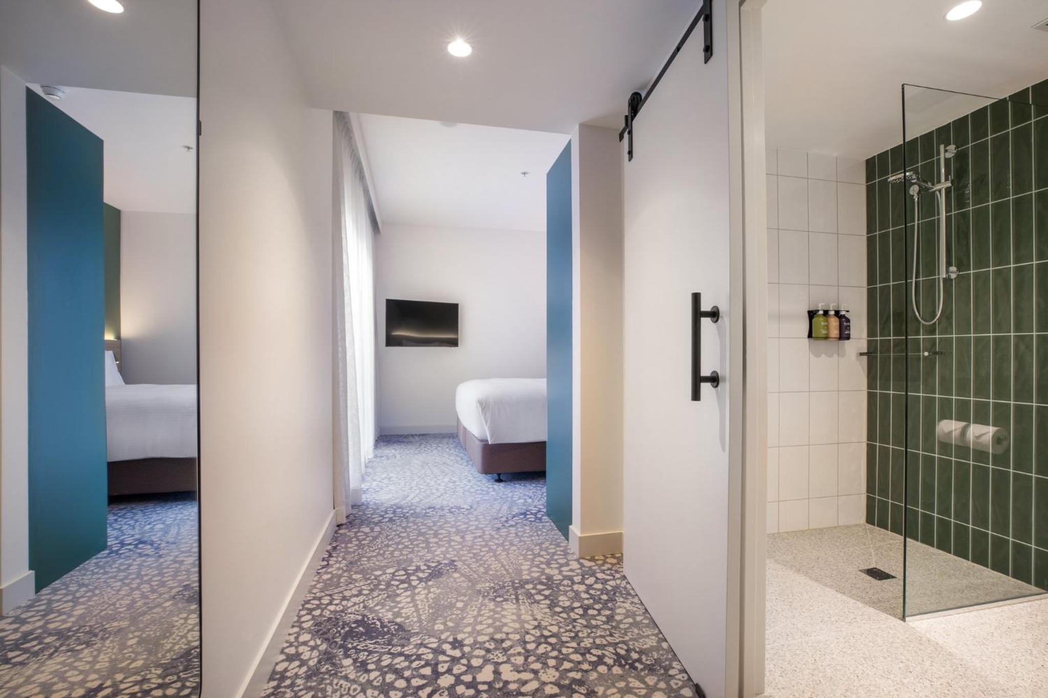 King Suite - Photo 4