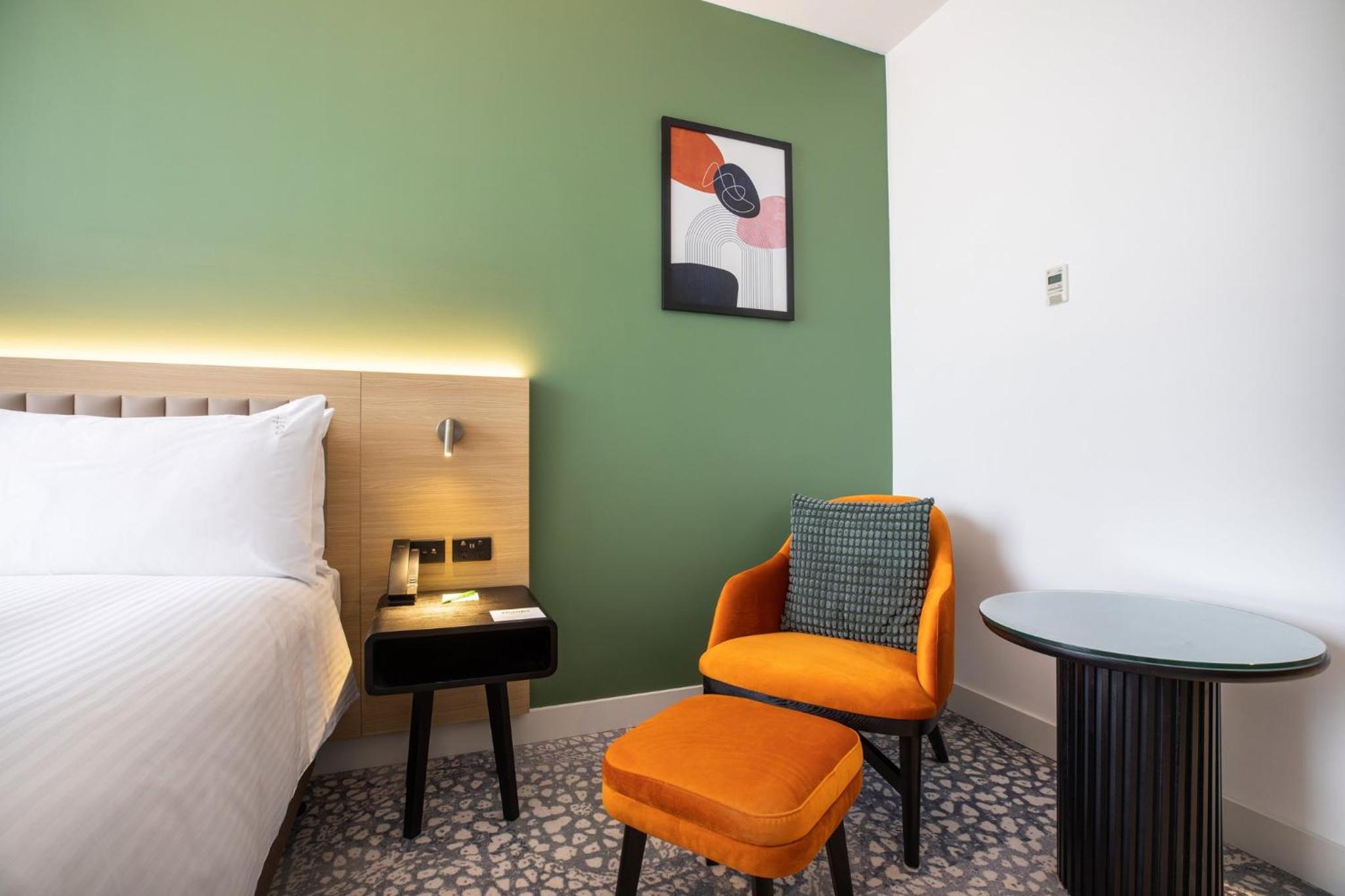 Standard King Room - Photo 1