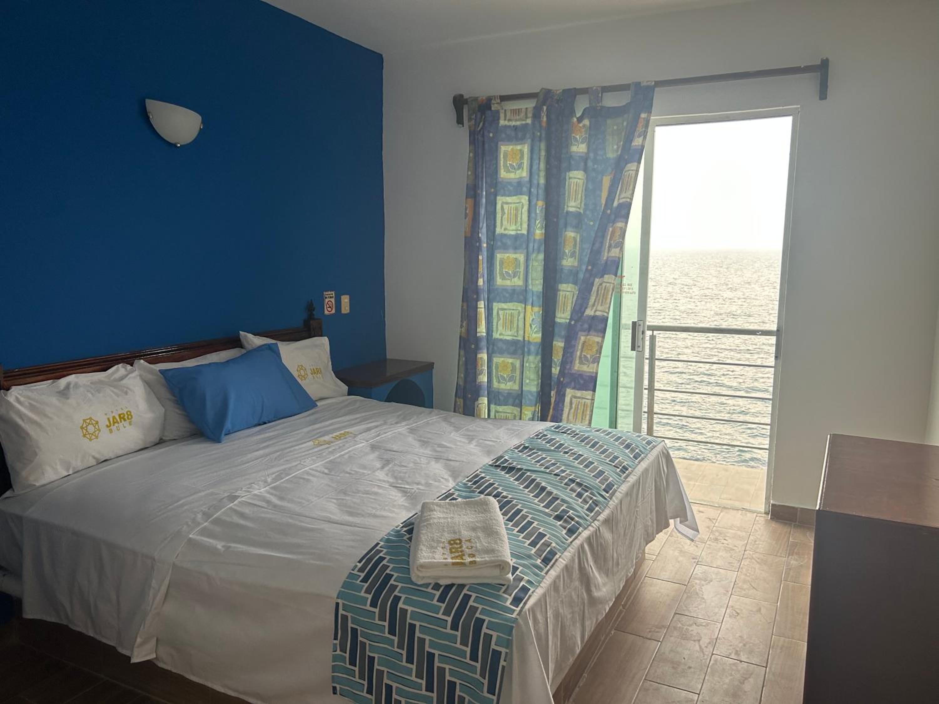 King Room with Sea View - Photo 1