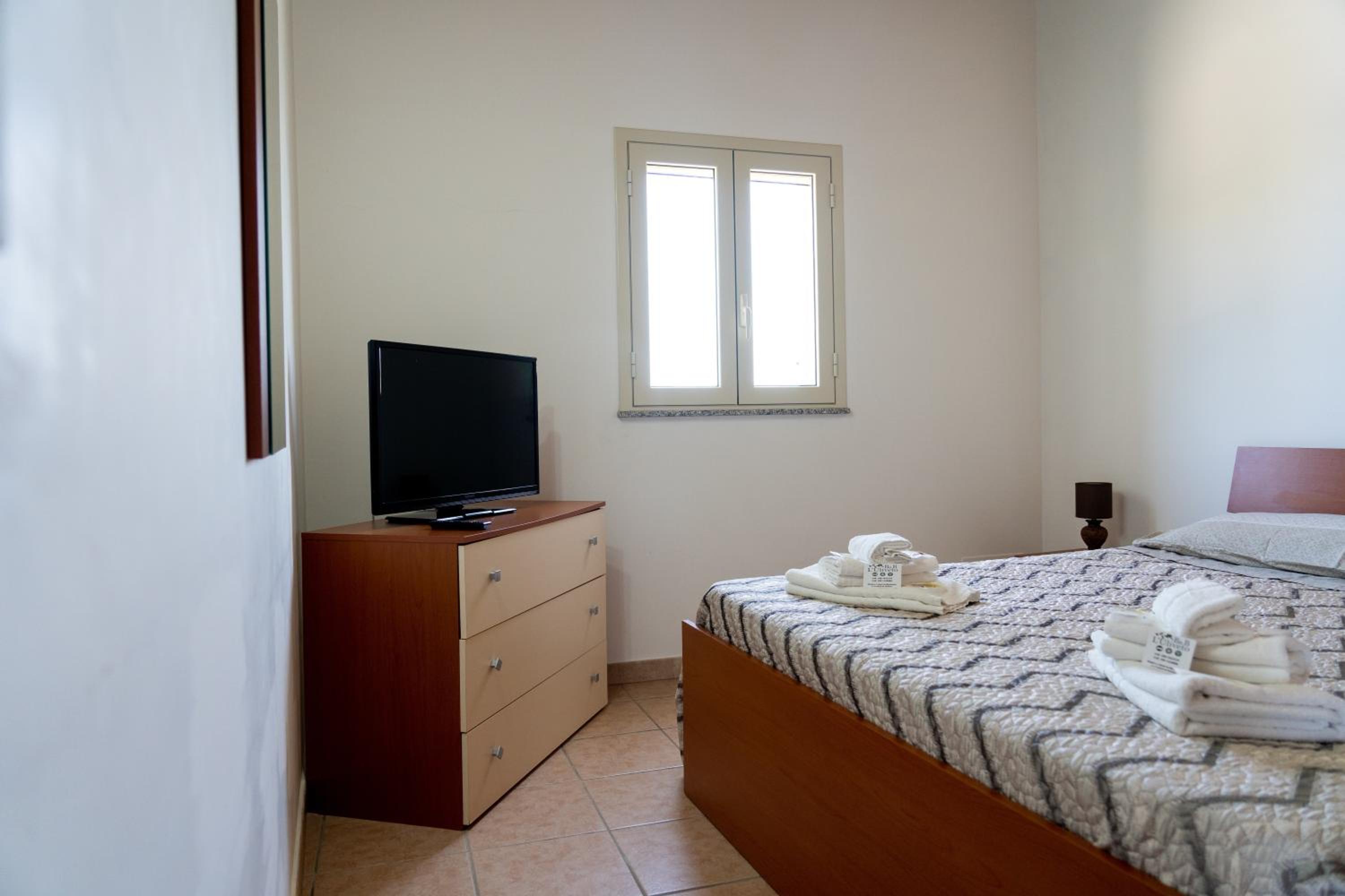Two-Bedroom Apartment photo 3