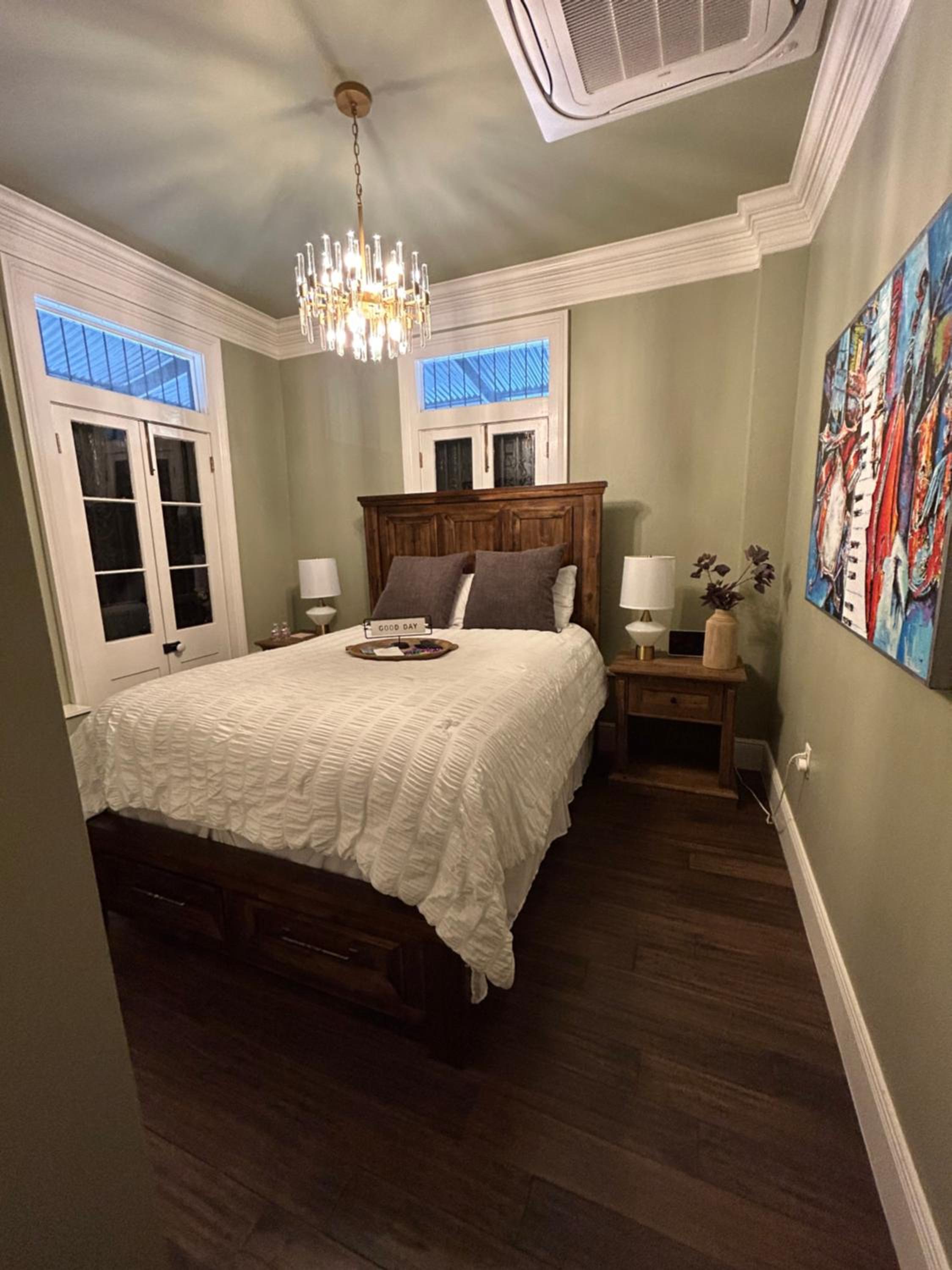 Queen Suite