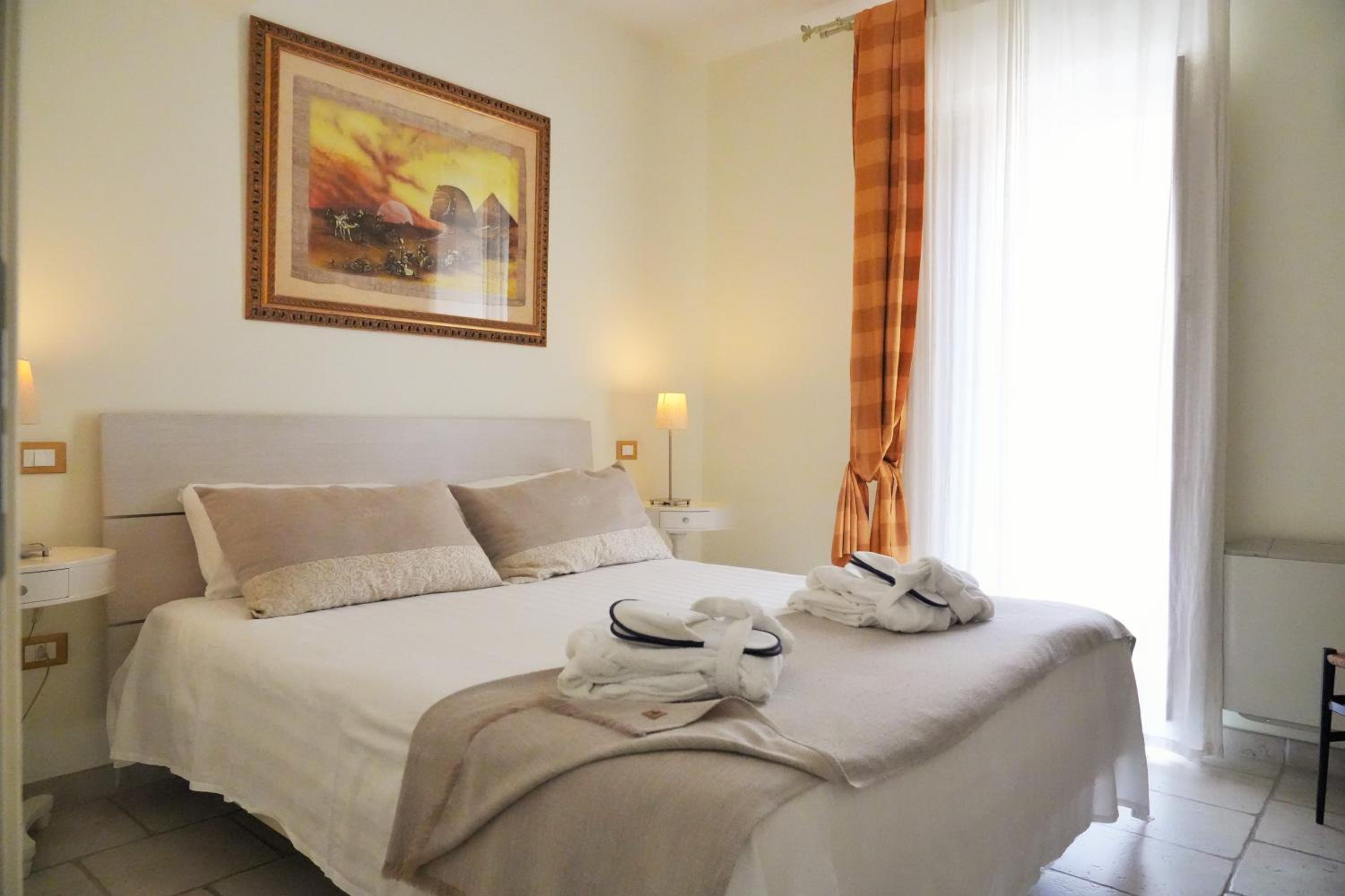 Double Room - Photo 4