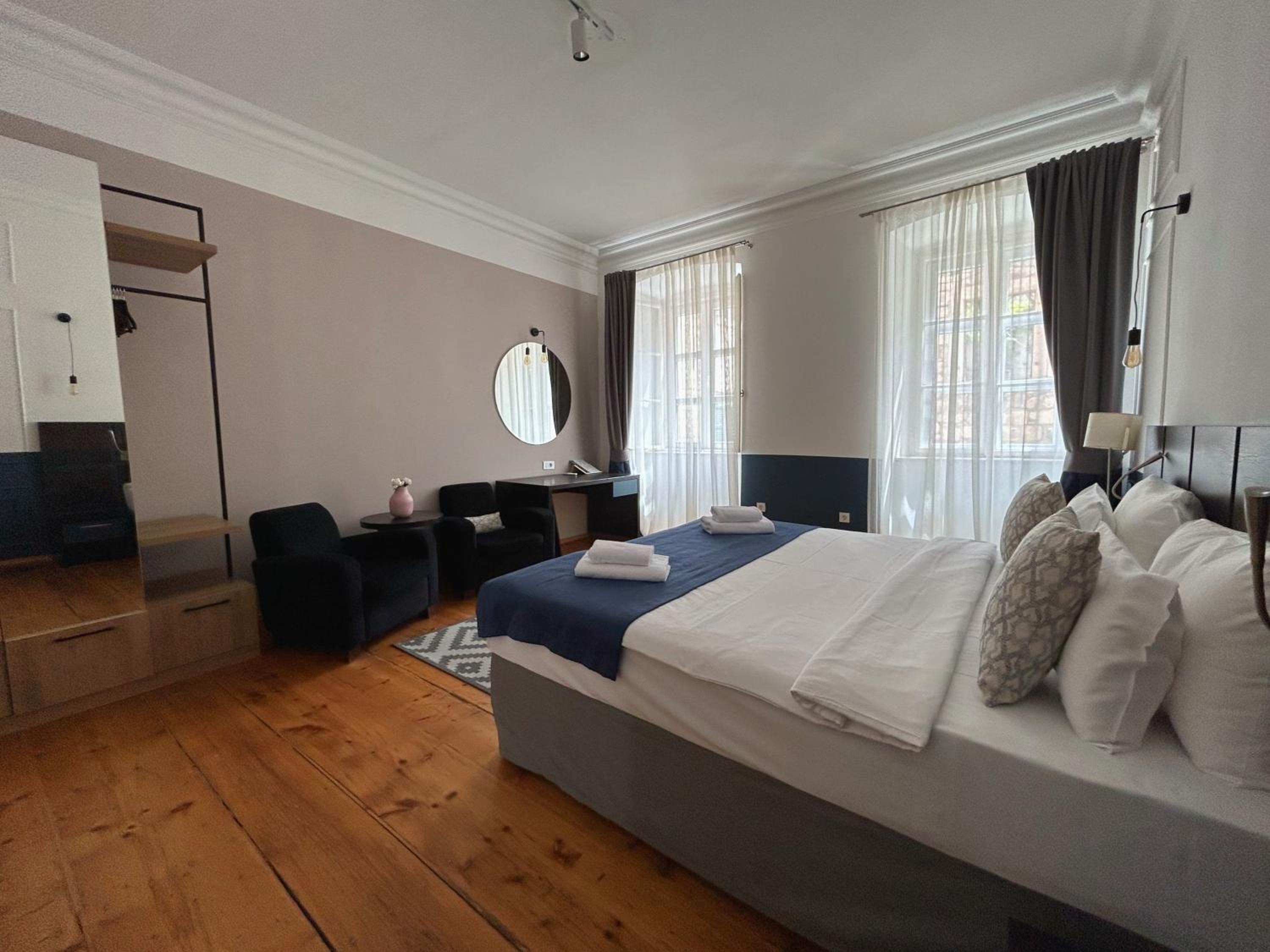 Double Room with Private External Bathroom photo 3