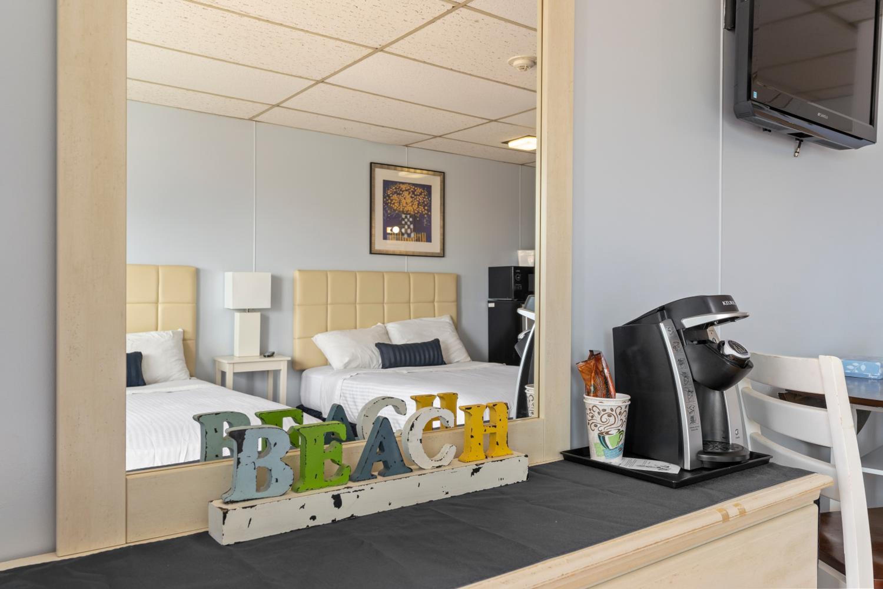 Deluxe Quadruple Room - Photo 4