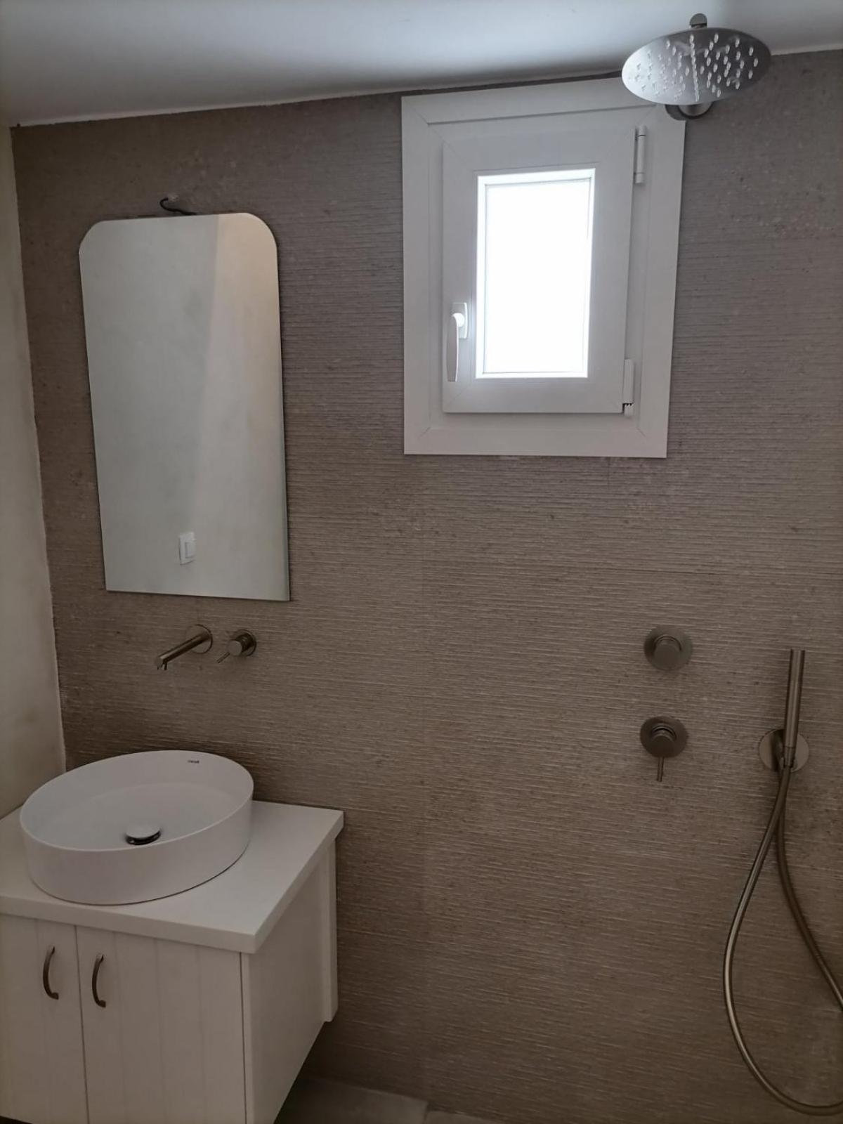 Studio Apartment photo 2