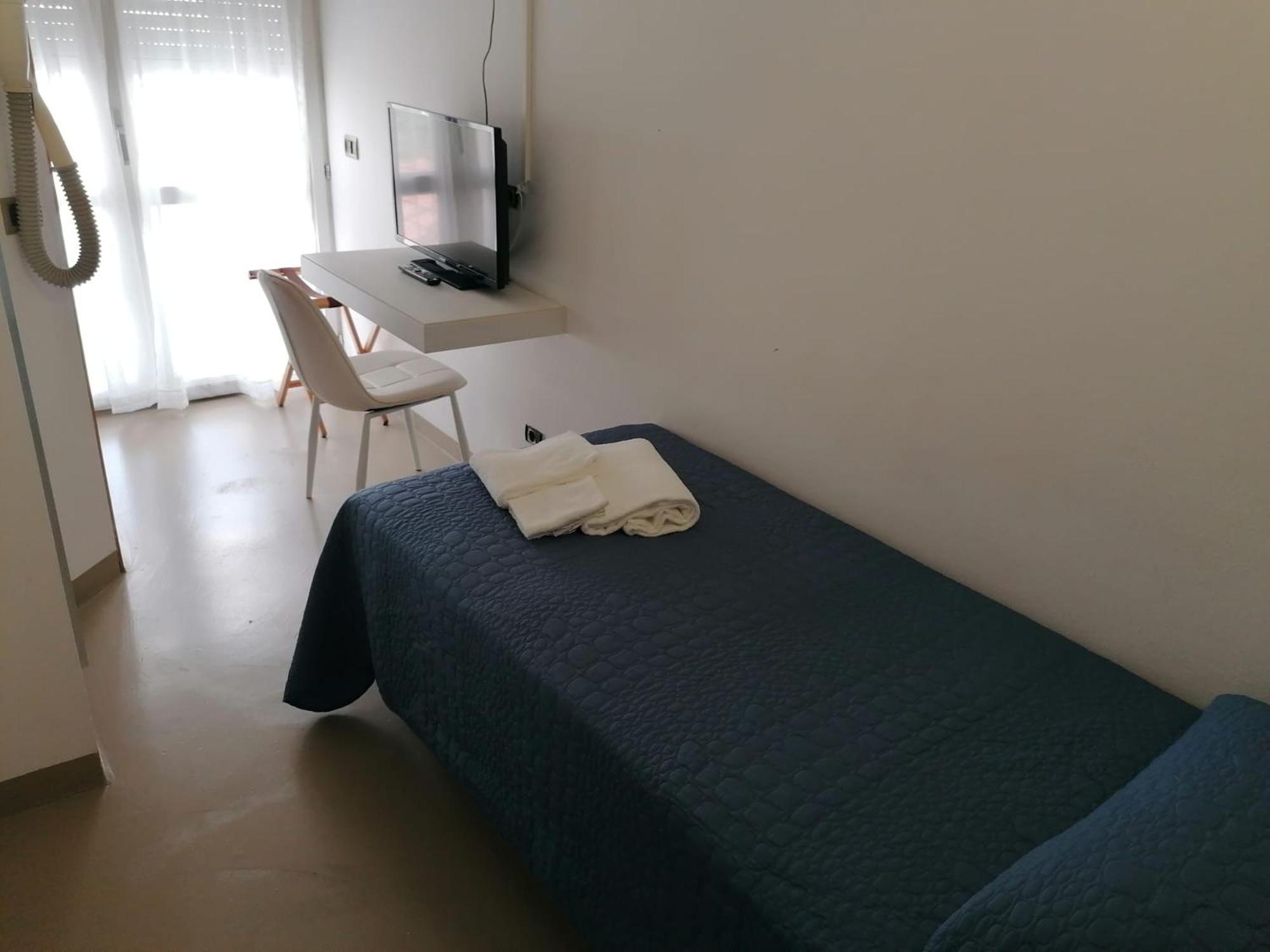 Standard Single Room photo 2