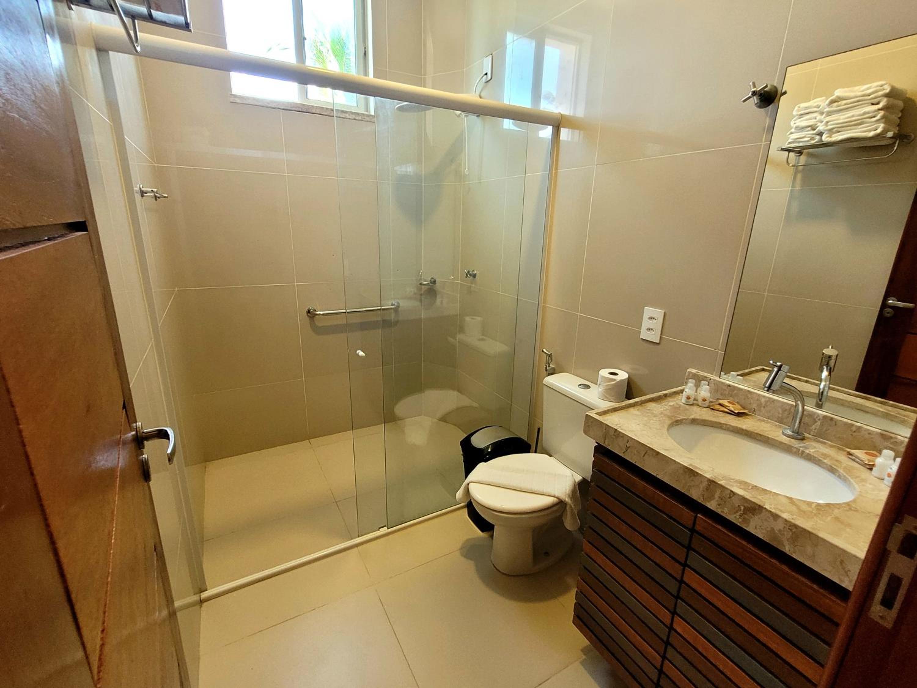 Quadruple Room with Garden View - Photo 2