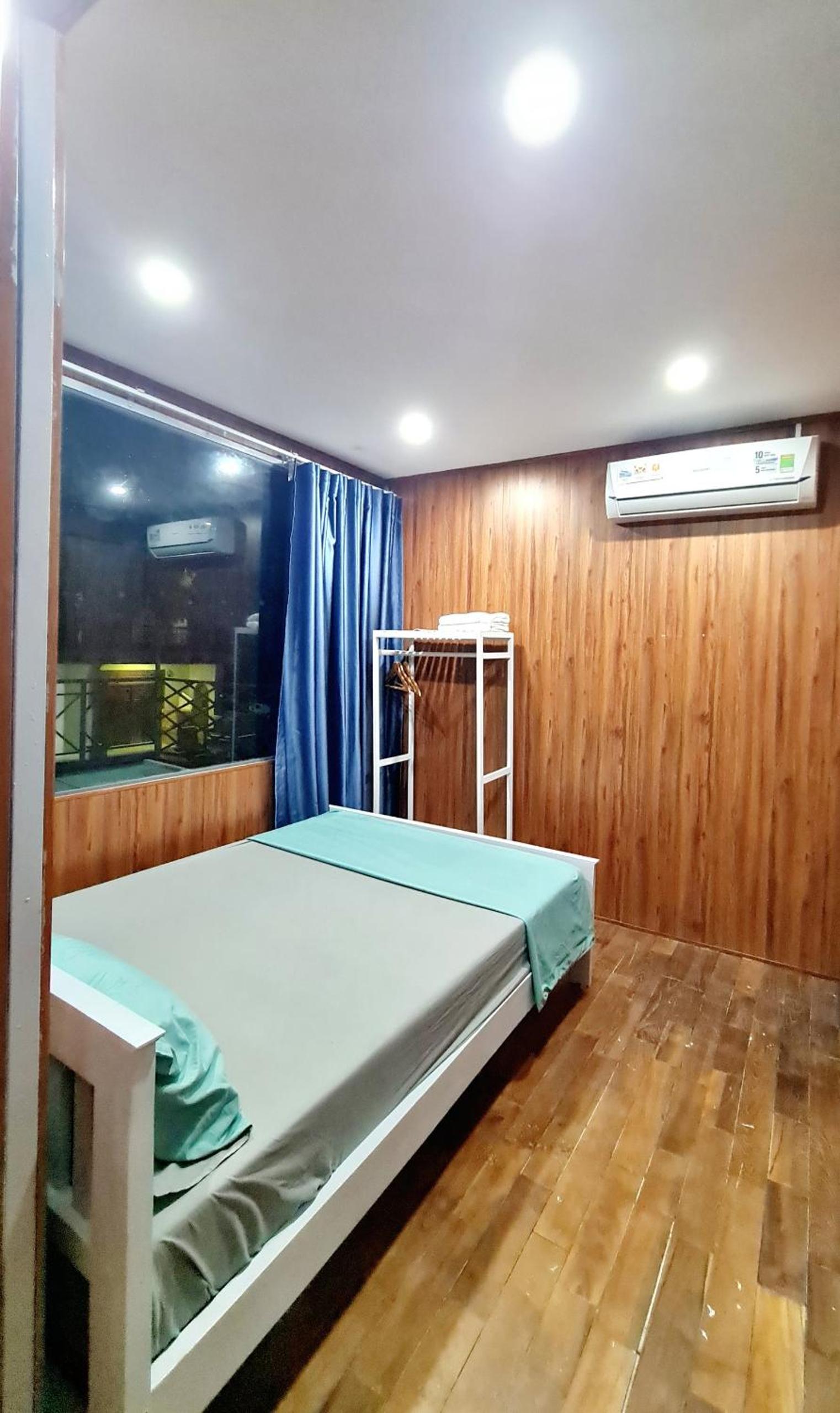 Deluxe Triple Room with Sea View photo 2
