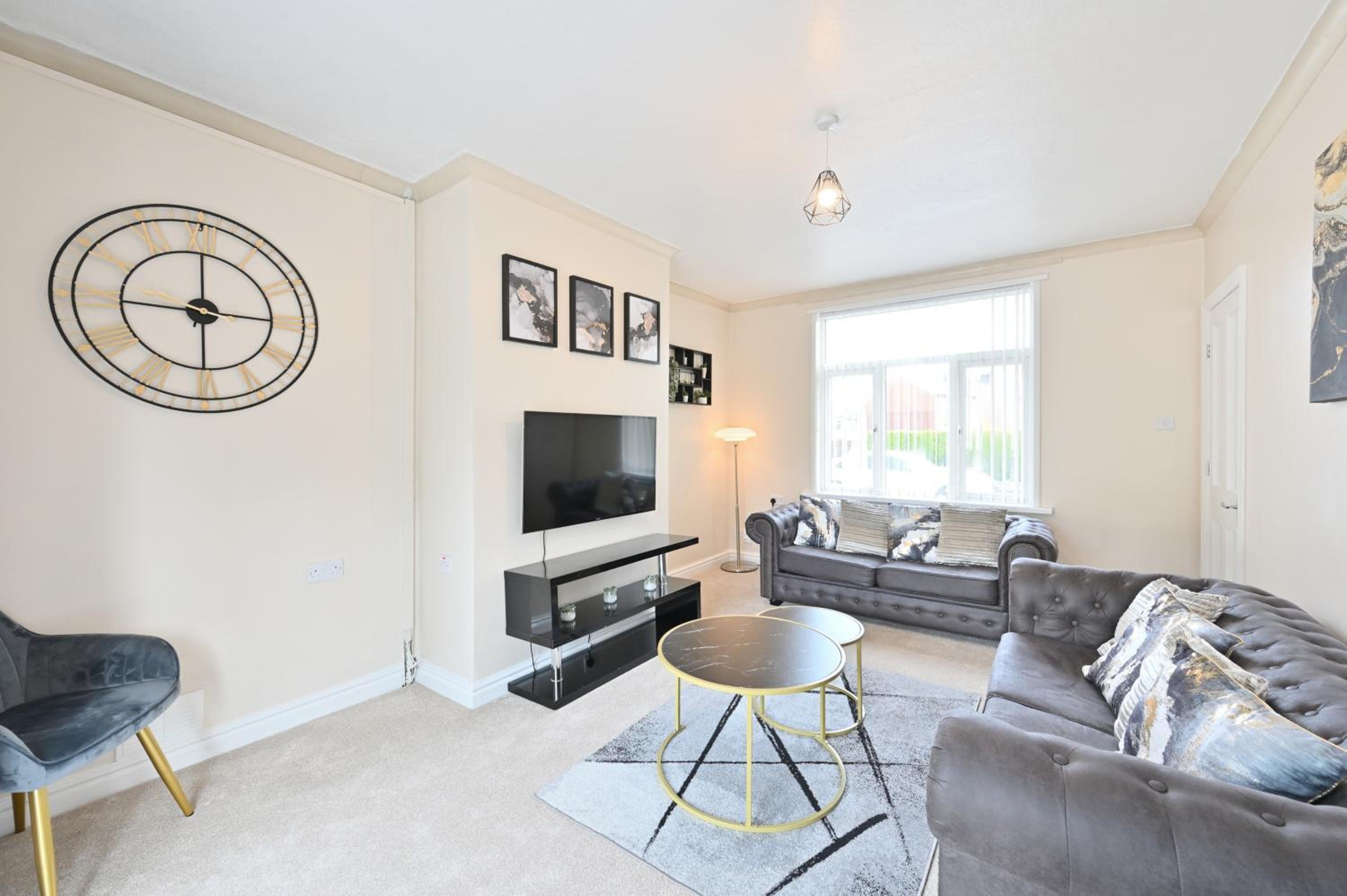 Three-Bedroom House photo 1
