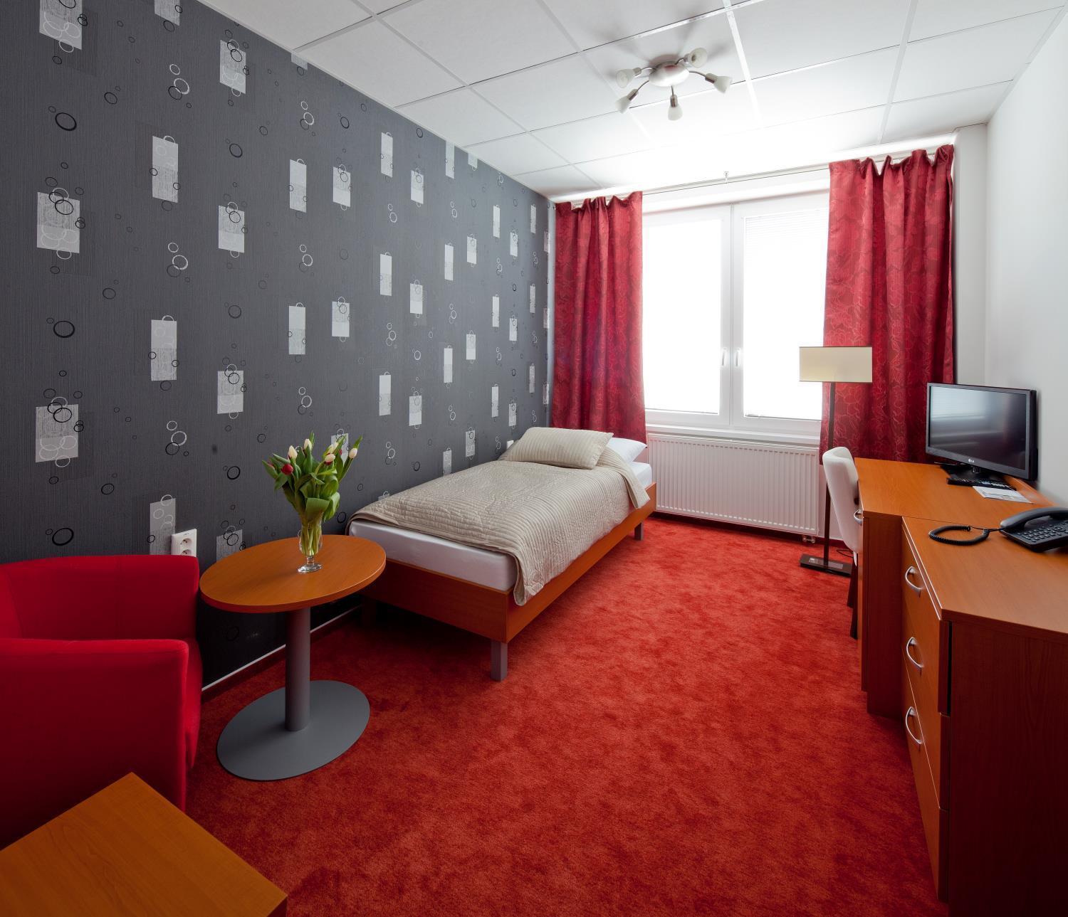Single Room photo 1