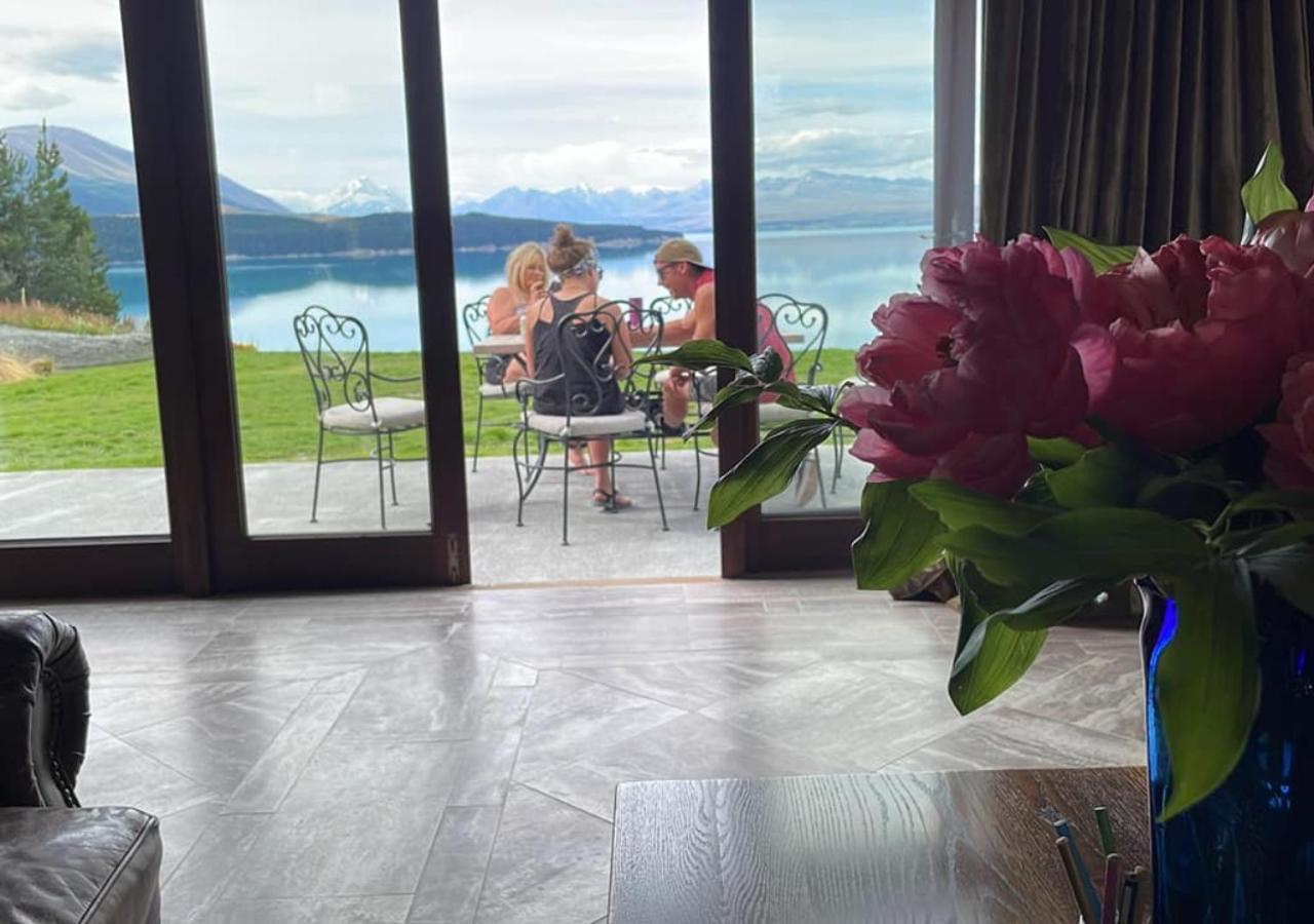 2-bedroom Villa Puaka - Lake views – Stunning views of Lake Pukaki & Mt Cook photo 3