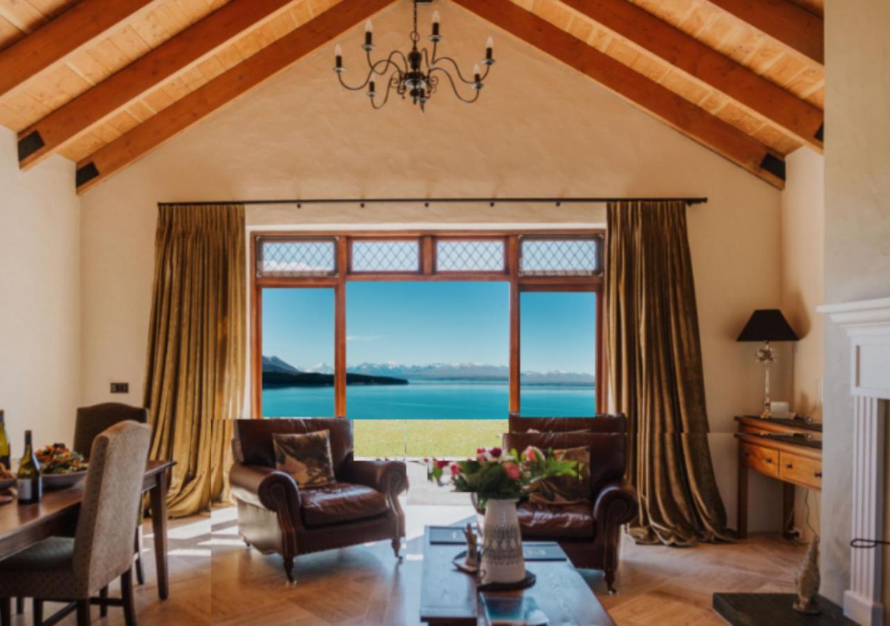2-bedroom Ashley Mackenzie Villa – Stunning views of Lake Pukaki & Mt Cook photo 1