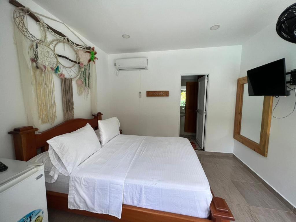 Standard Double Room photo 3