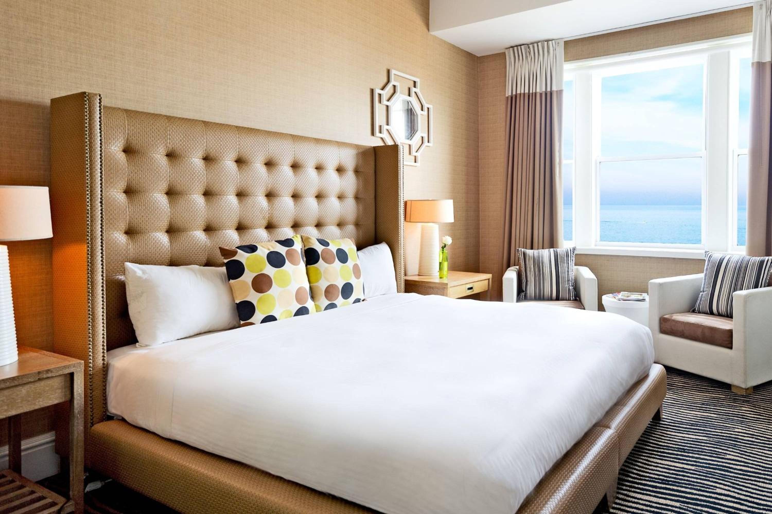 Standard King Room with Ocean View - Photo 1