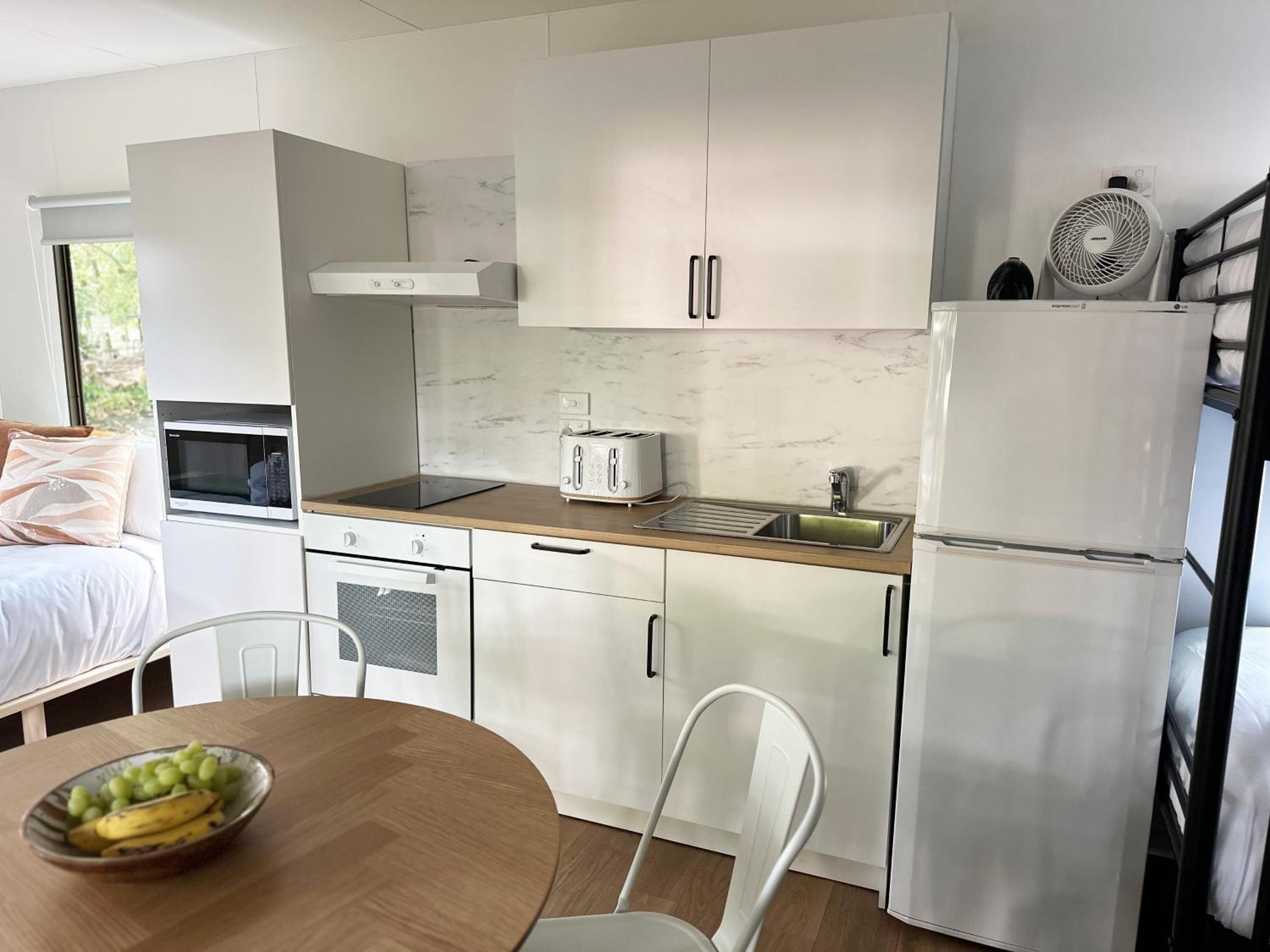 Dog Friendly Ensuite Cabin photo 2